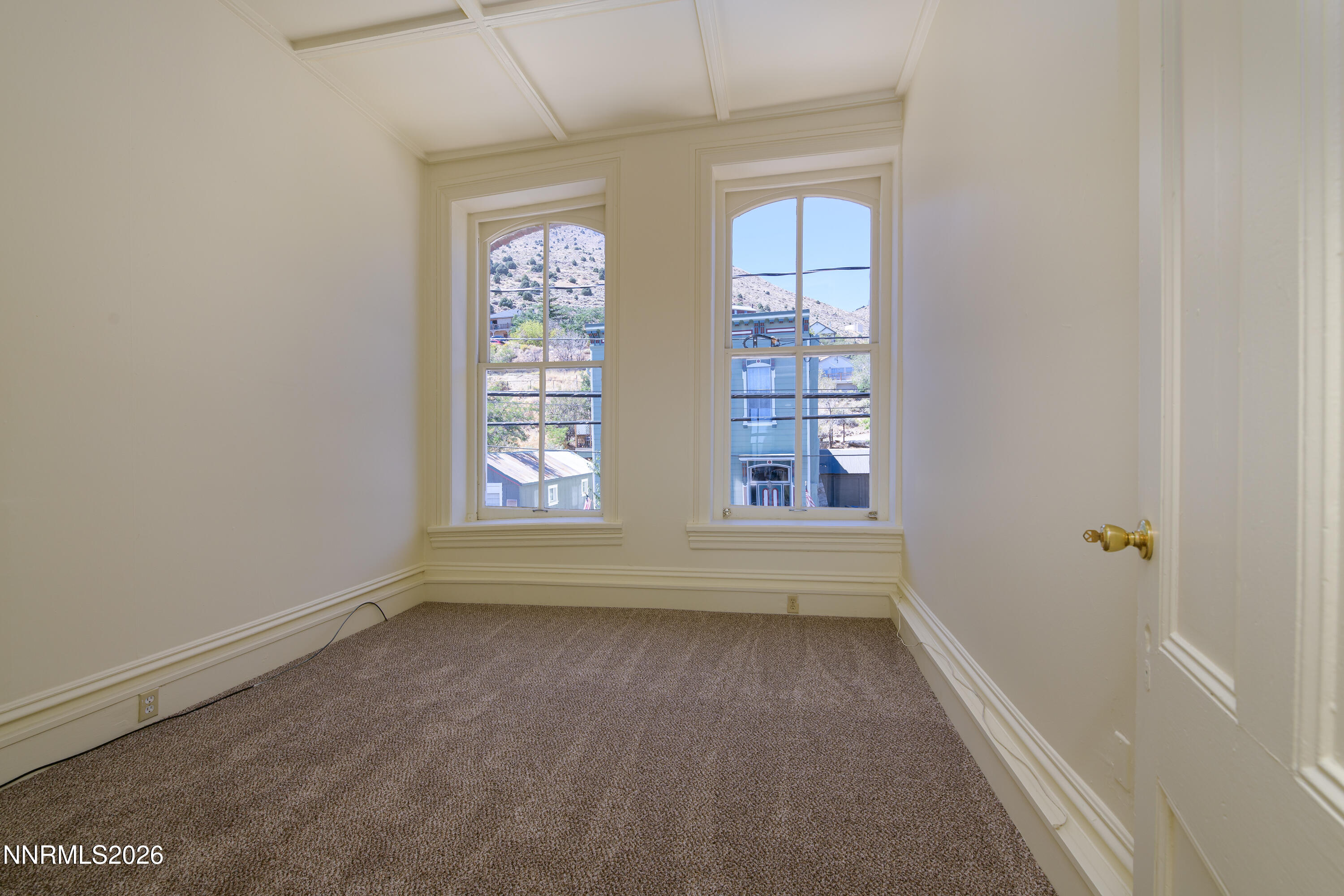121 S B Street Property Photo 16