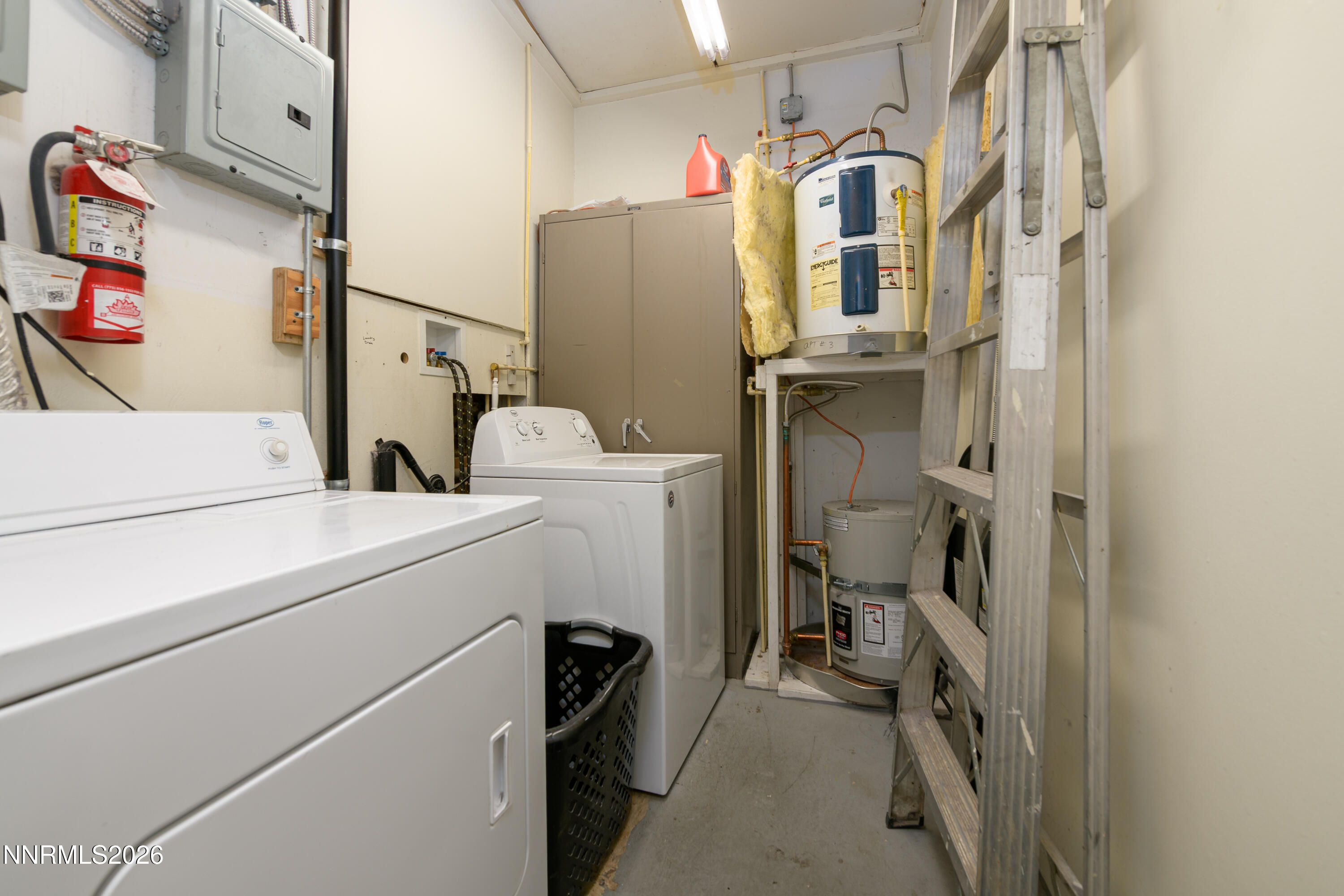 121 S B Street Property Photo 19