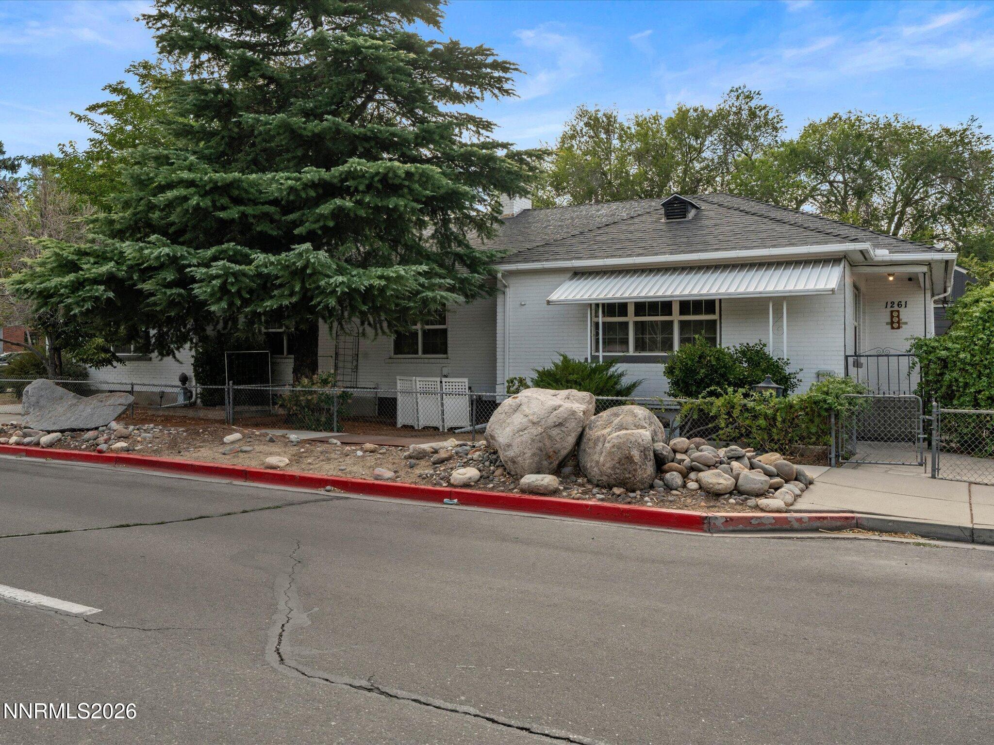 341 W Arroyo Street Property Photo 28