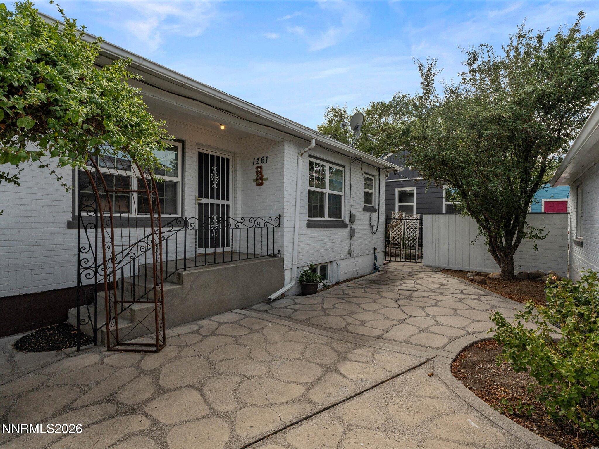 341 W Arroyo Street Property Photo 30