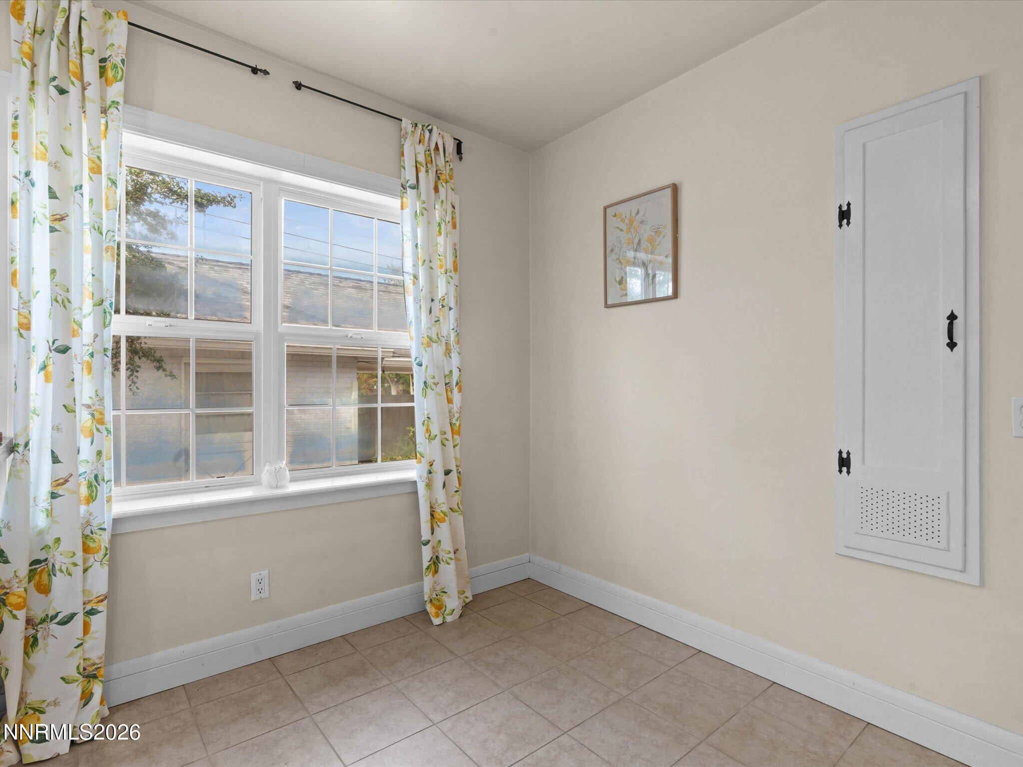 341 W Arroyo Street Property Photo 38