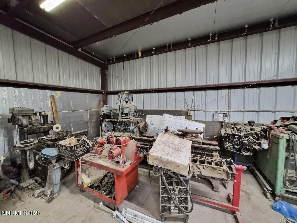 350 Vine Street Property Photo 23