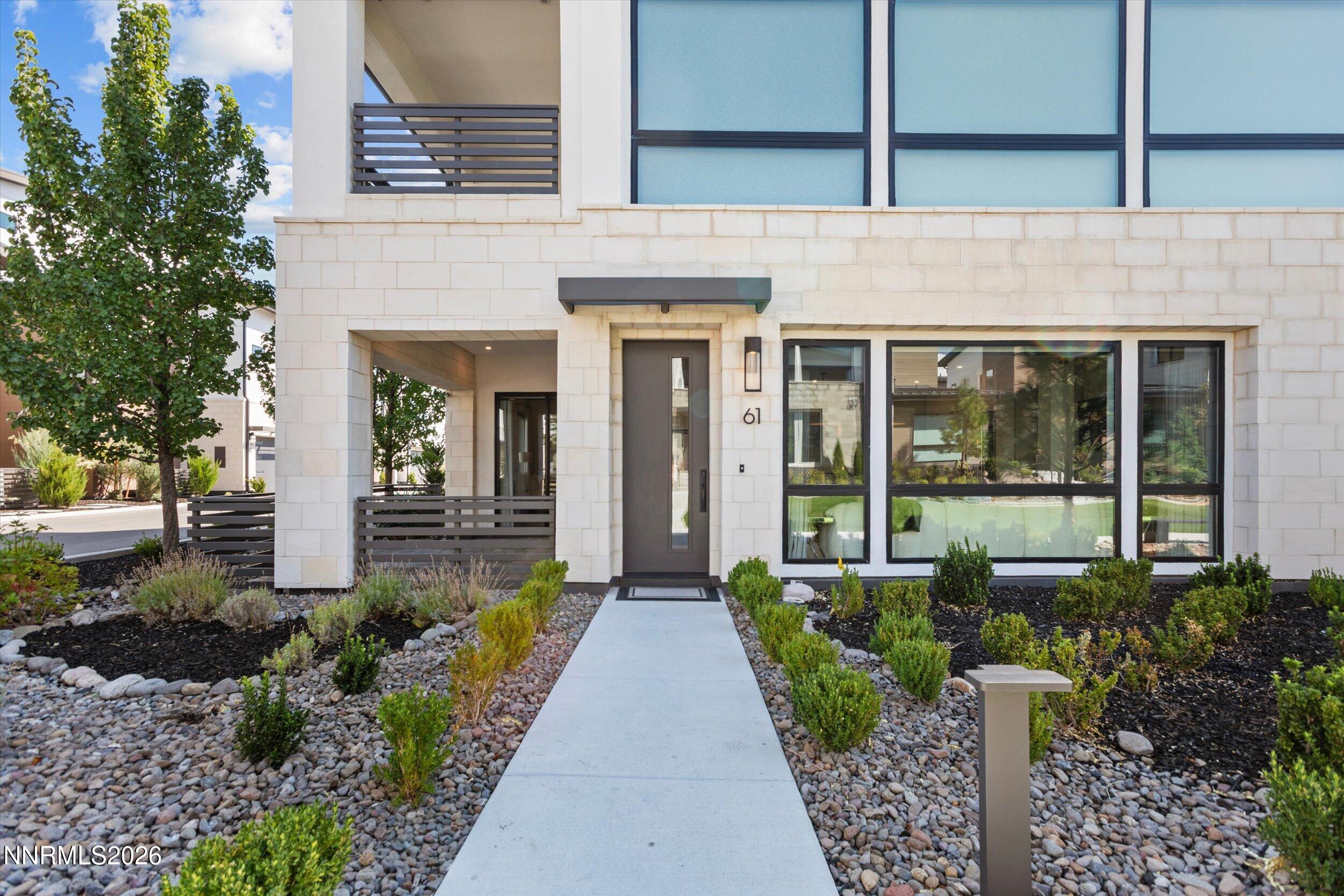 61 Caballada Street Property Photo 2