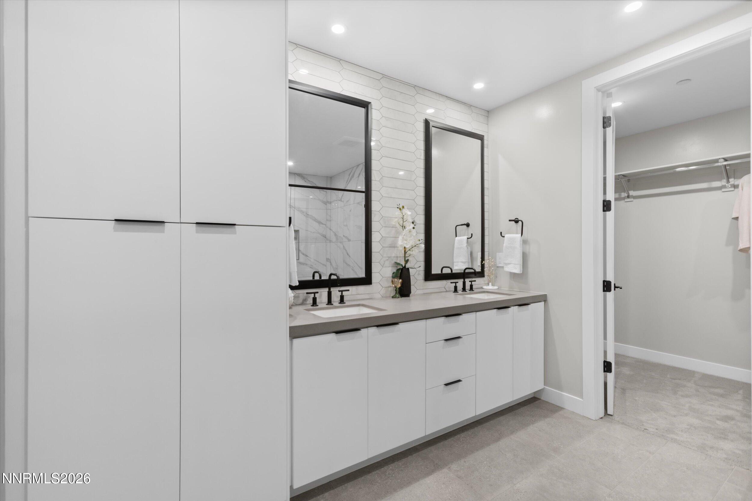 61 Caballada Street Property Photo 30