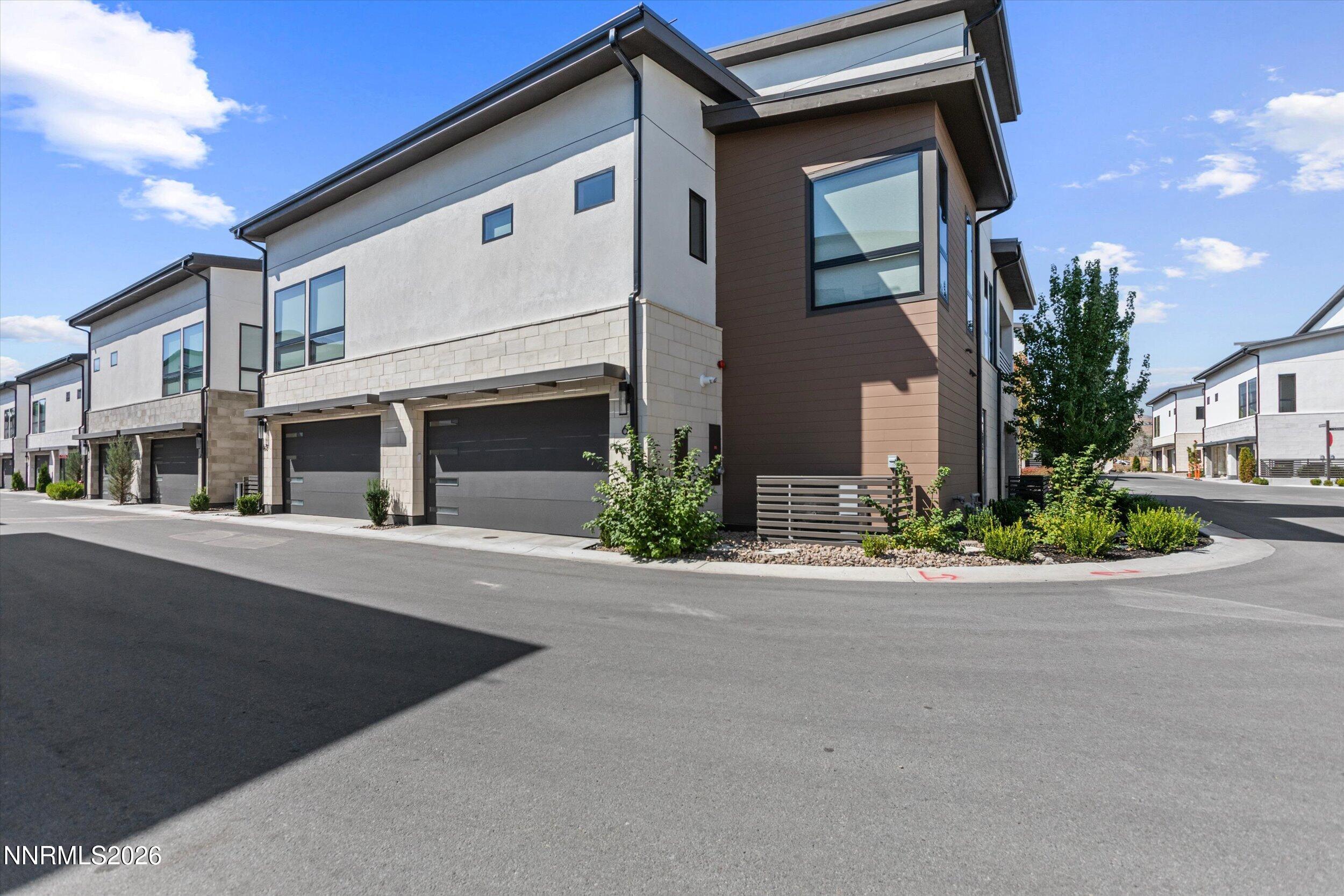 61 Caballada Street Property Photo 45