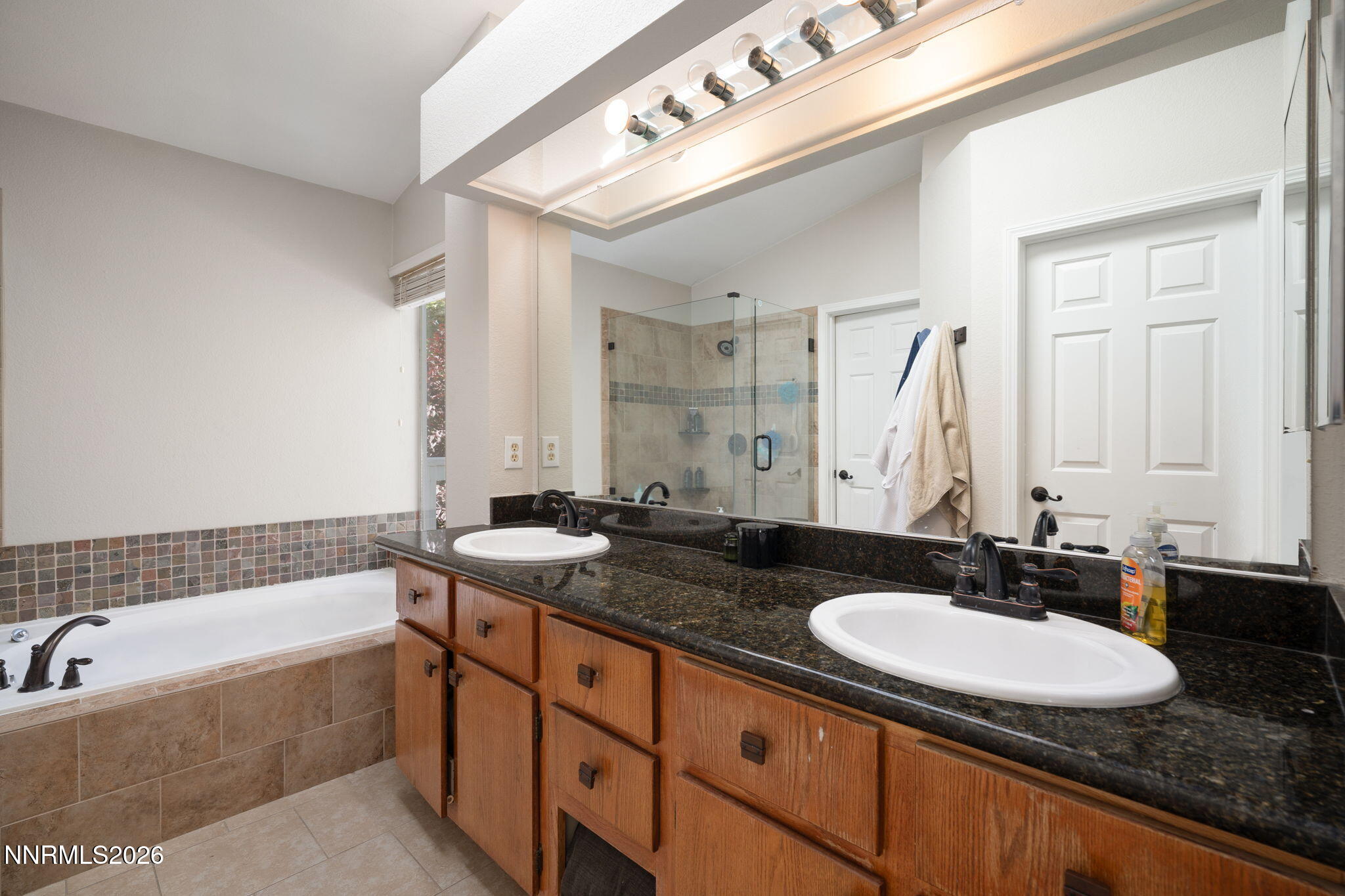 2919 Aspen Meadows Court Property Photo 25