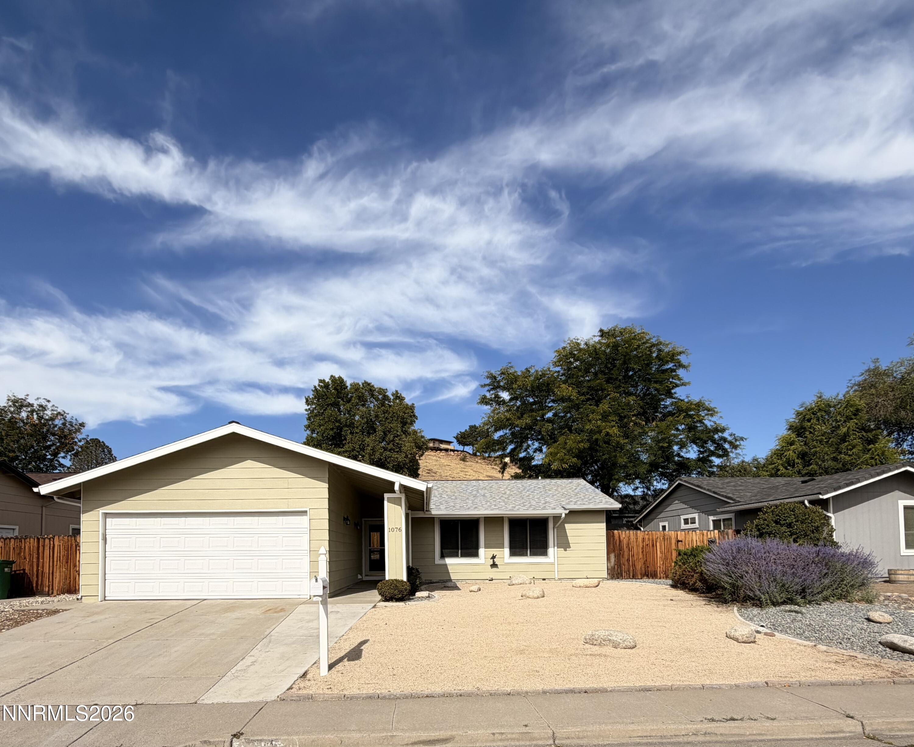1076 Palmwood Drive Property Photo 1