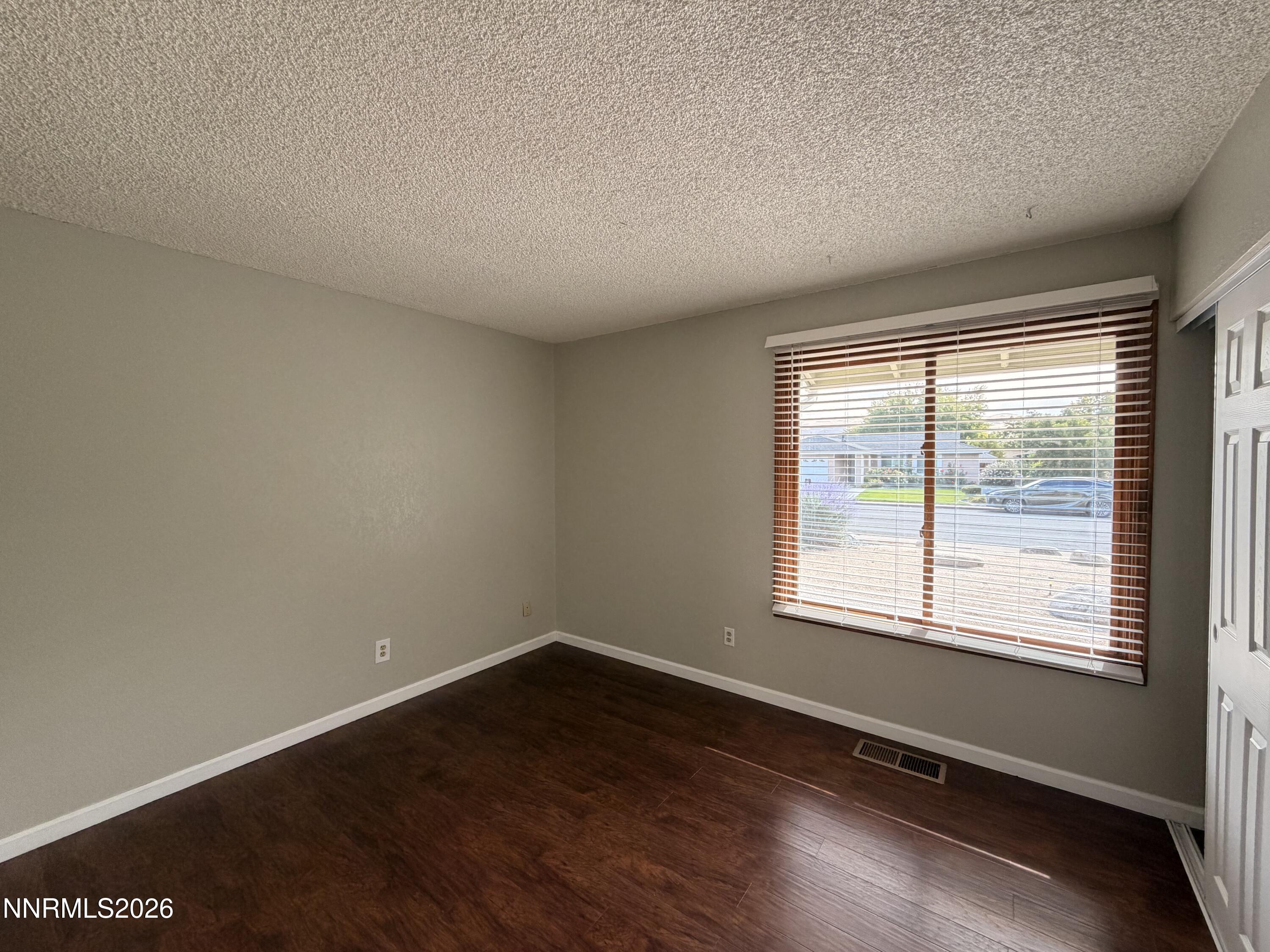 1076 Palmwood Drive Property Photo 14