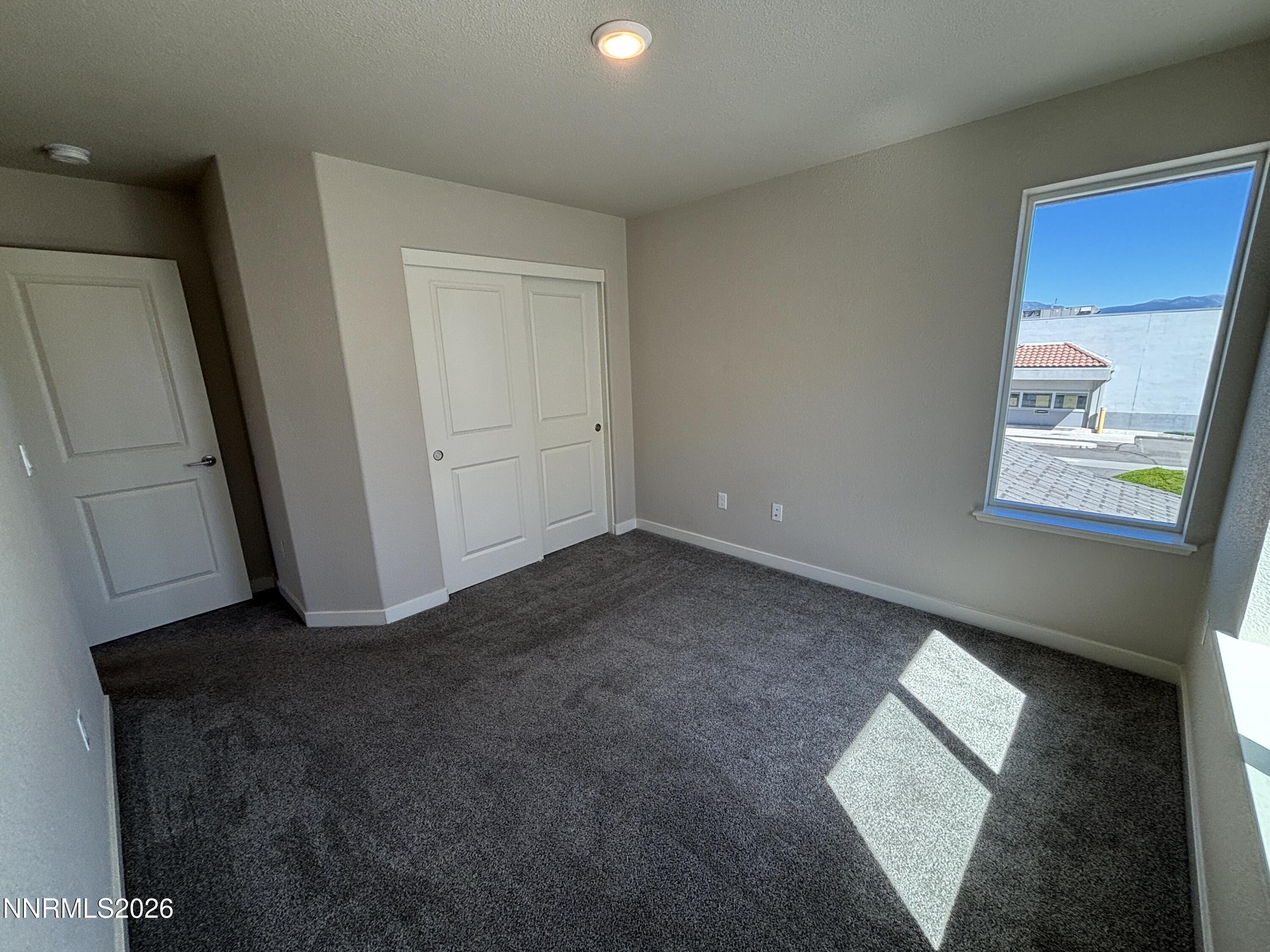 608 Crossing Circle Property Photo 17