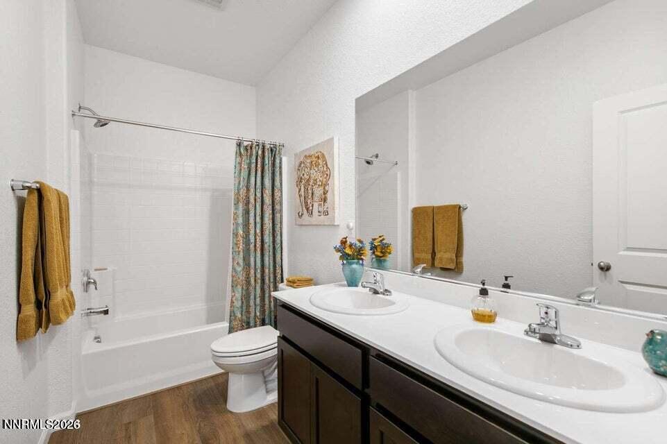 3274 Eleanor Way Property Photo 12