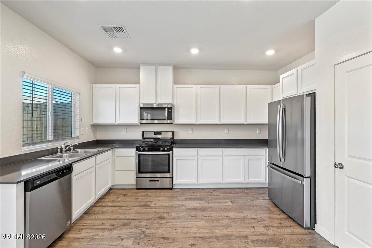 8879 Gazing Star Drive Property Photo 8