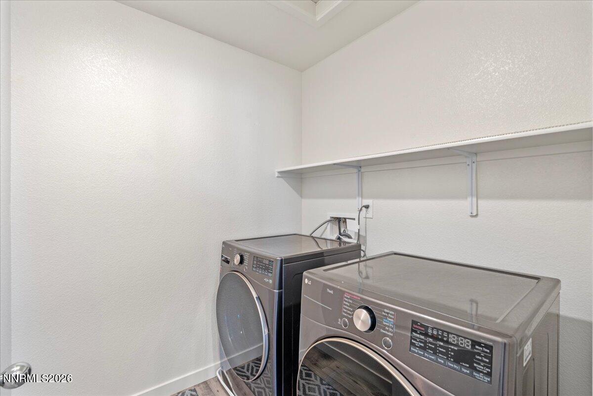 8879 Gazing Star Drive Property Photo 21