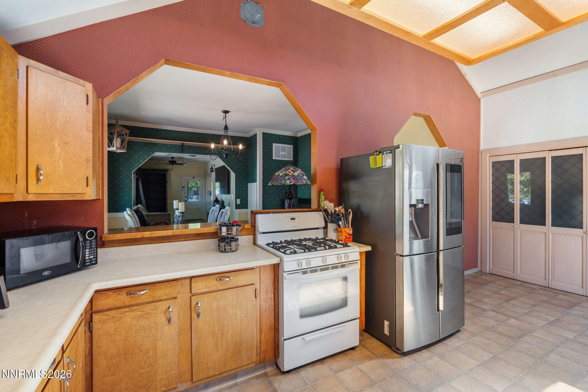 610 Humboldt Street Property Photo 18