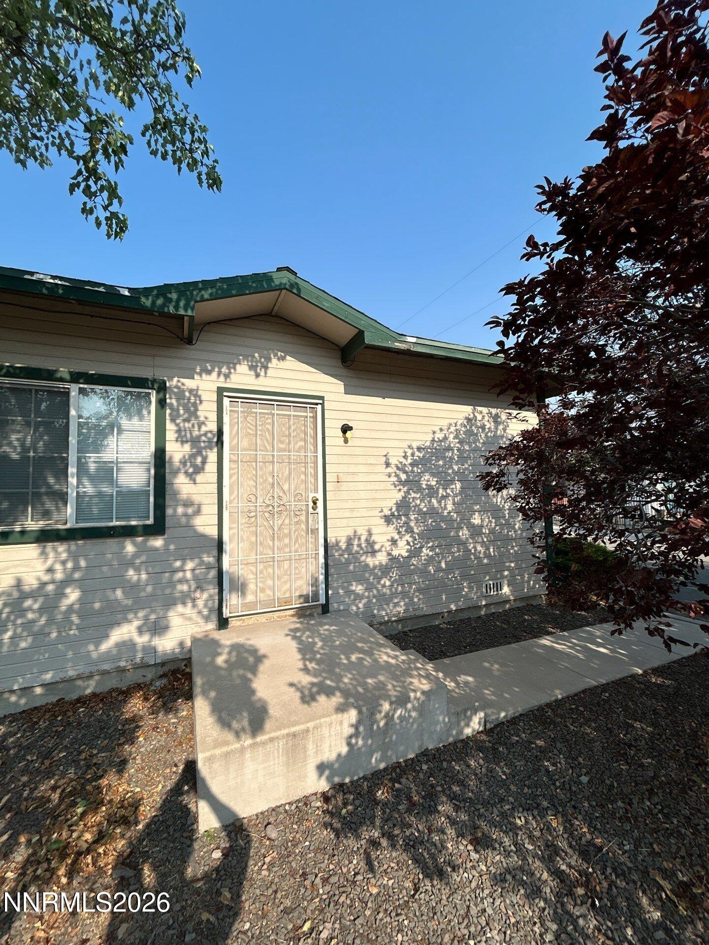 711 19th Street Property Photo 1