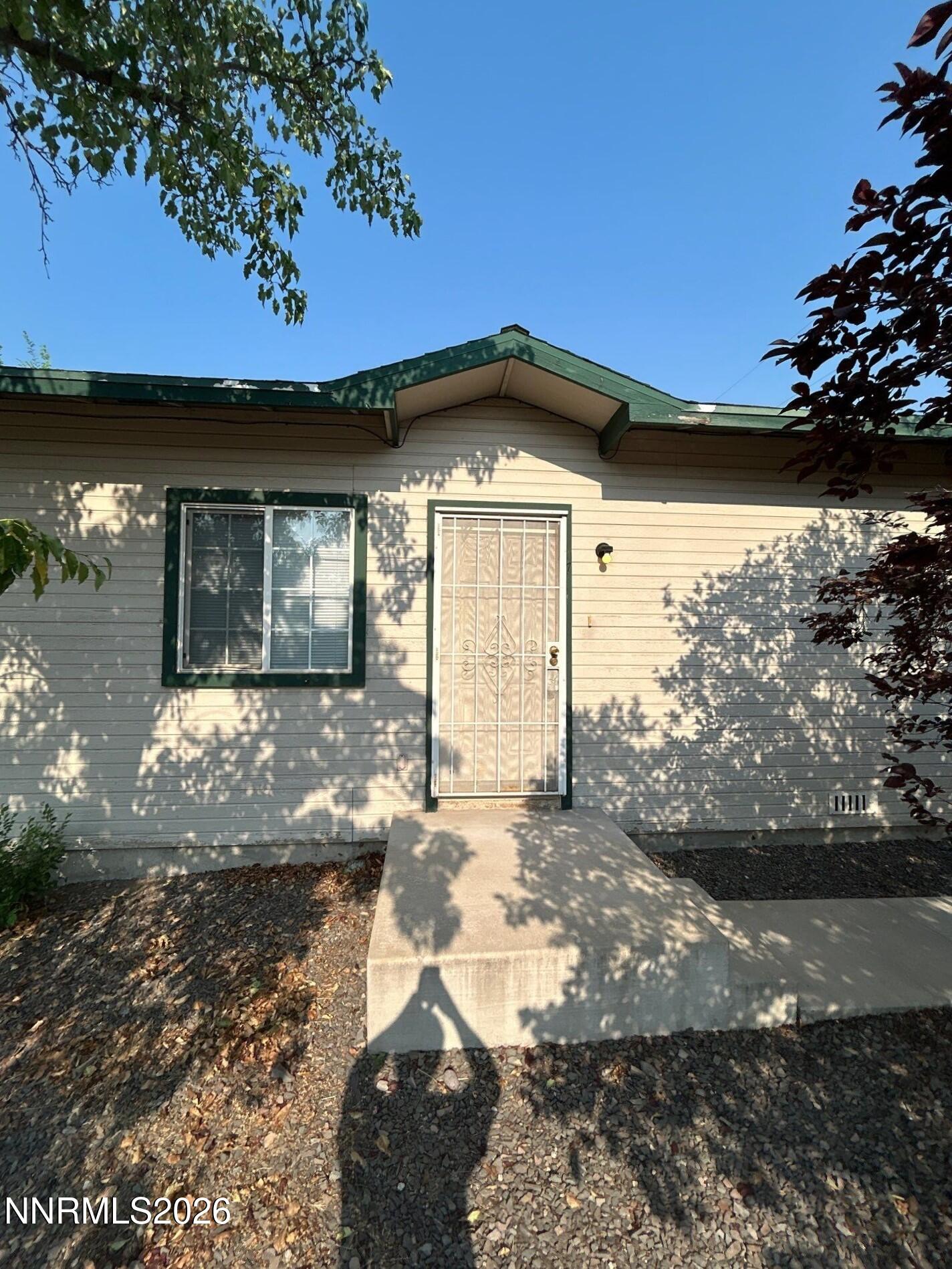 711 19th Street Property Photo 2