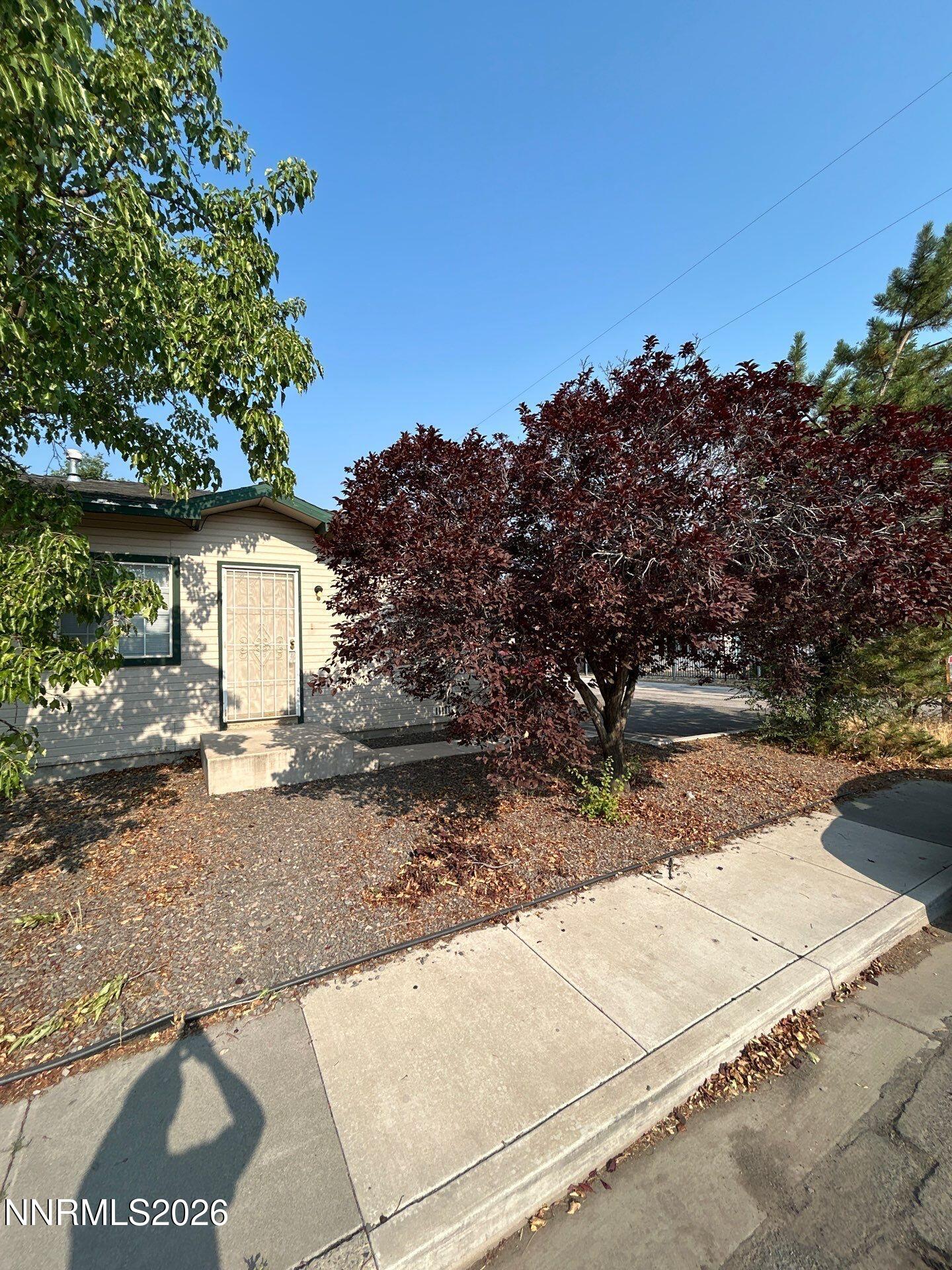 711 19th Street Property Photo 3