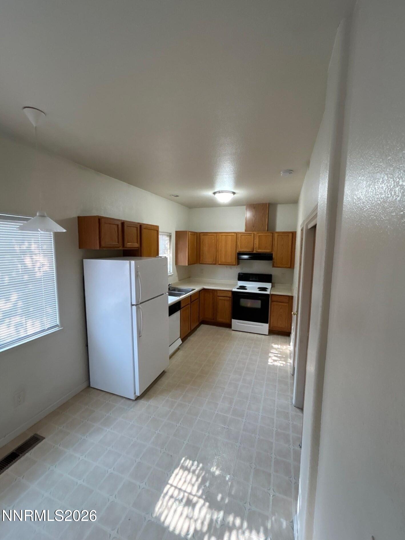 711 19th Street Property Photo 8