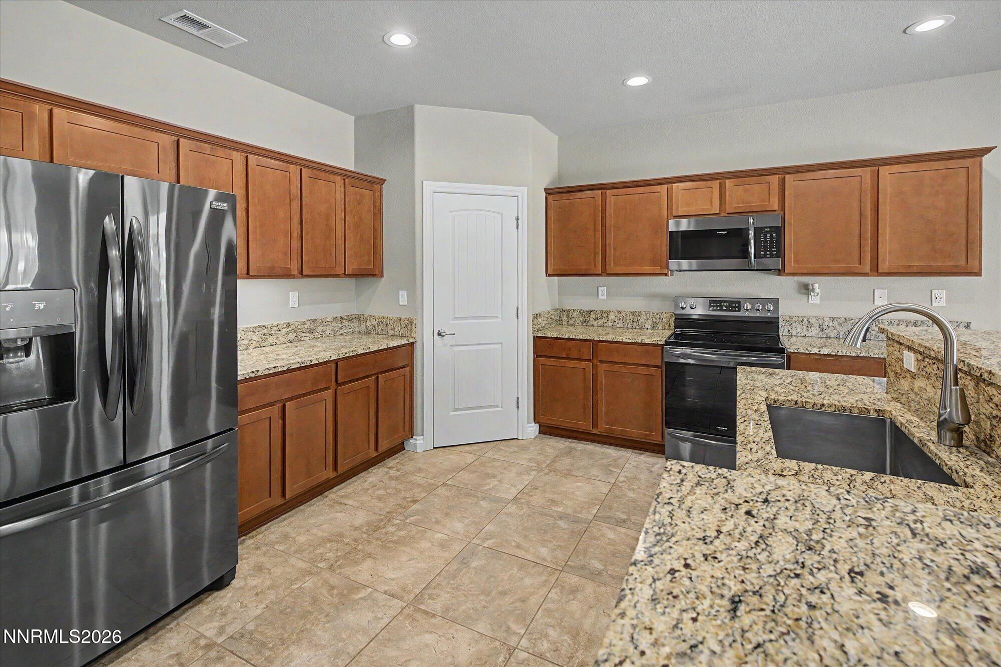 18639 Haskell Peak Court Property Photo 17