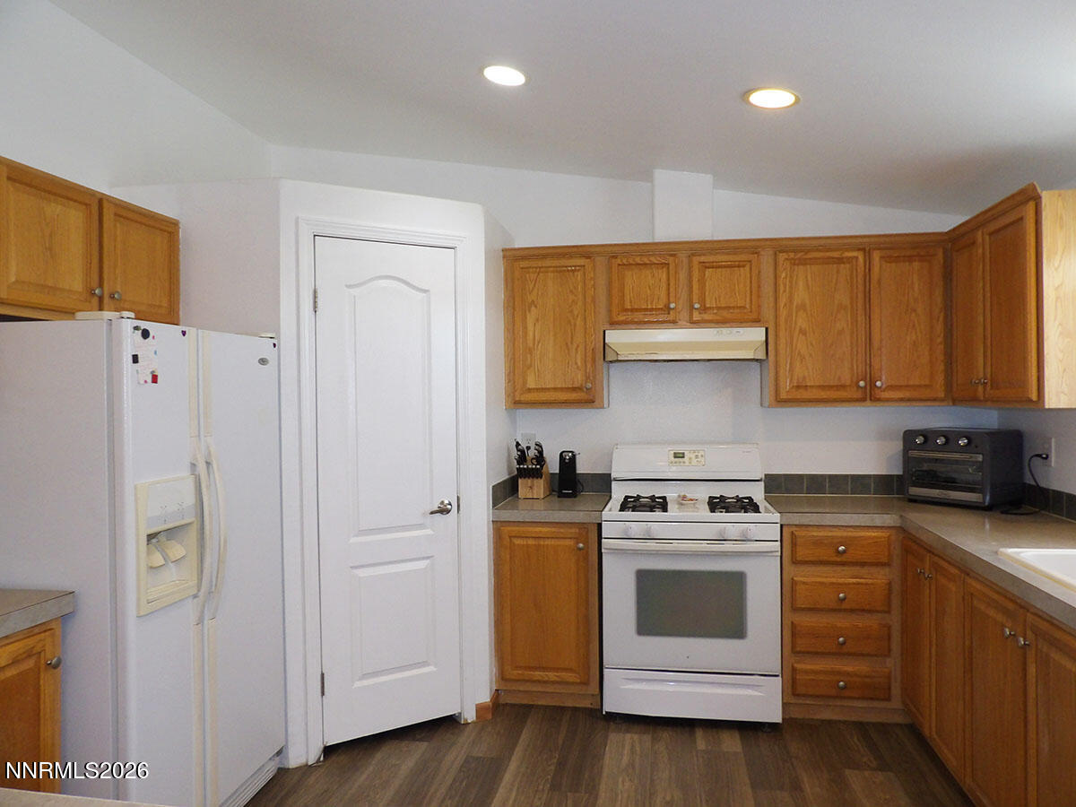 1475 Banner Avenue Property Photo 8
