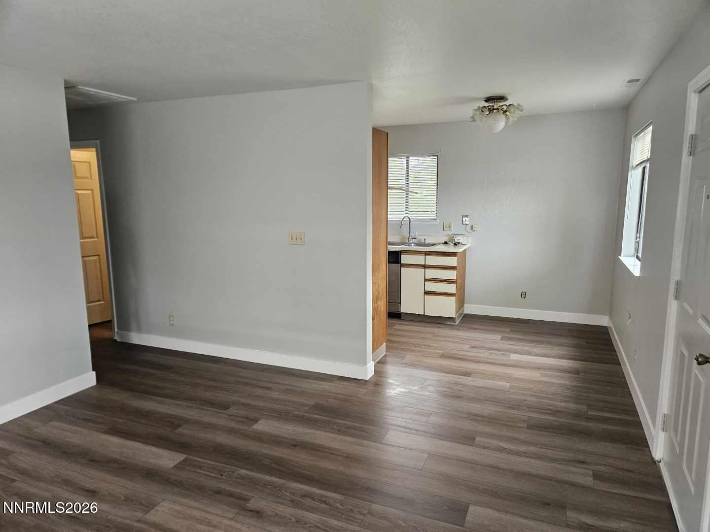 312 E Taylor Street Property Photo 14