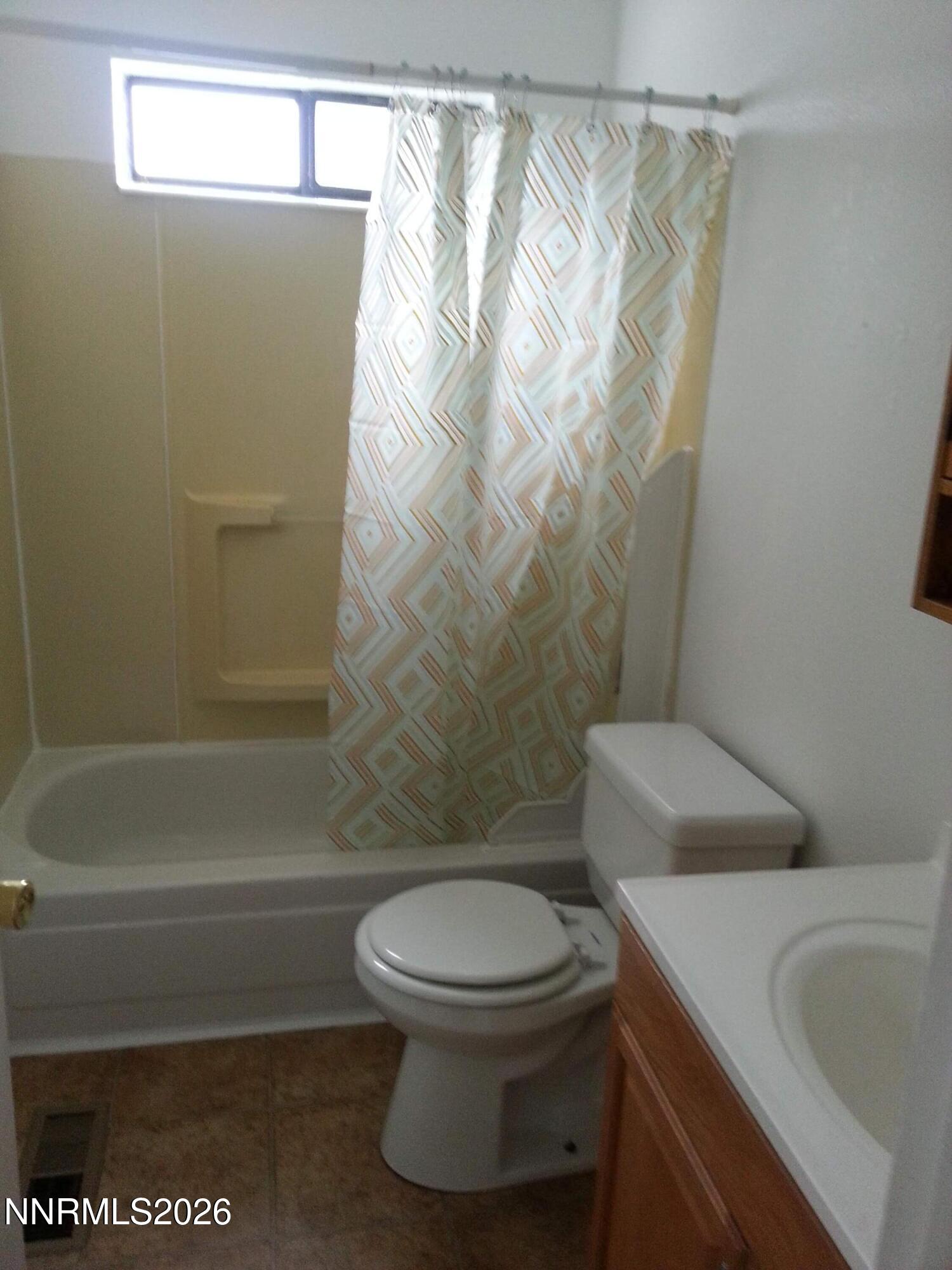 312 E Taylor Street Property Photo 23