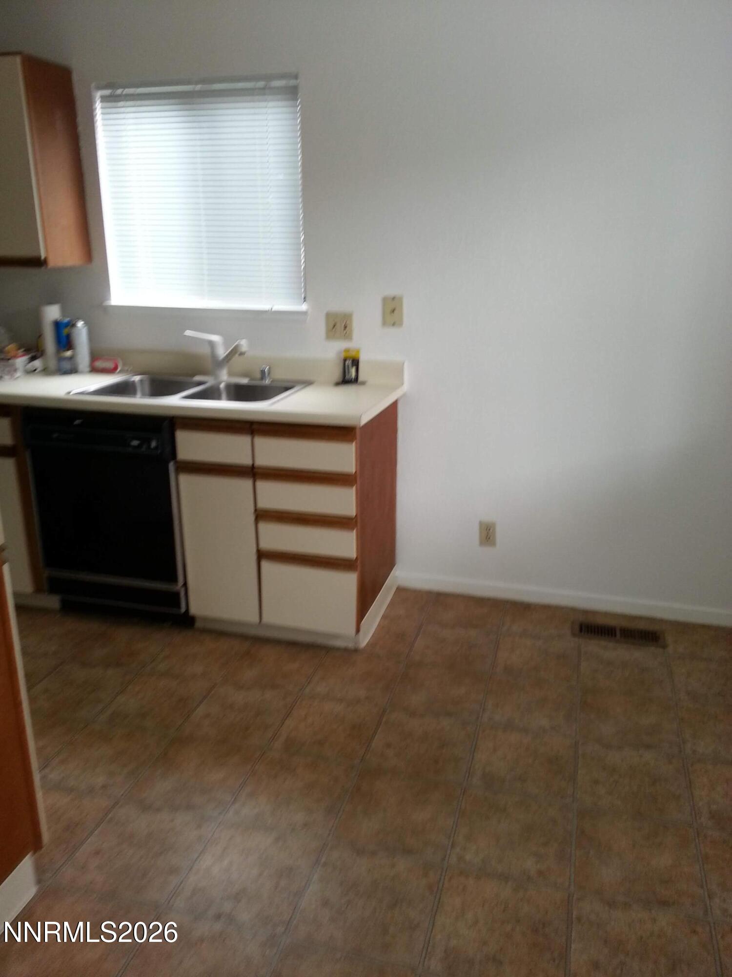 312 E Taylor Street Property Photo 25