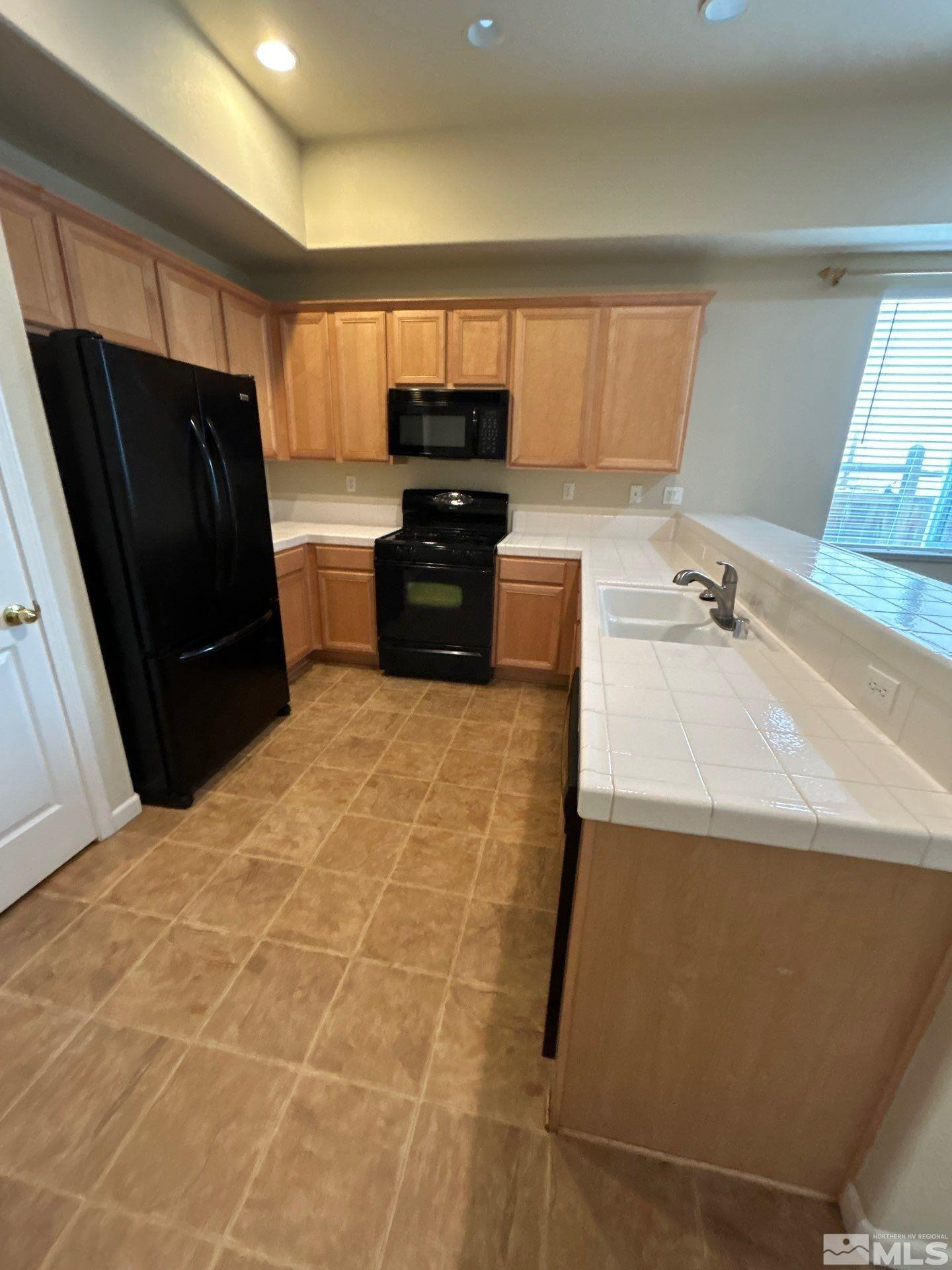 3746 Deutz Drive Property Photo 5