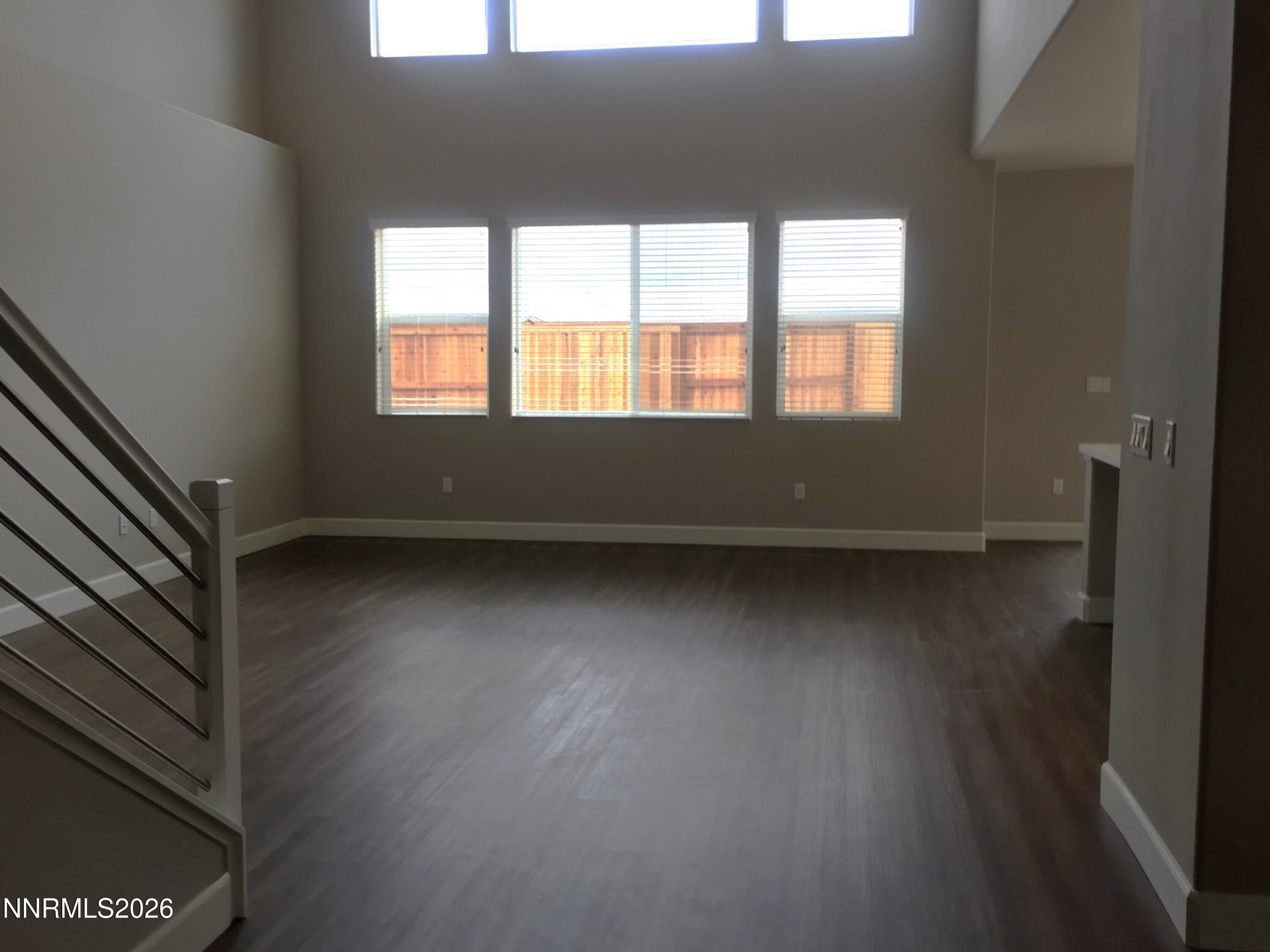 1206 Silver Coyote Drive Property Photo 3