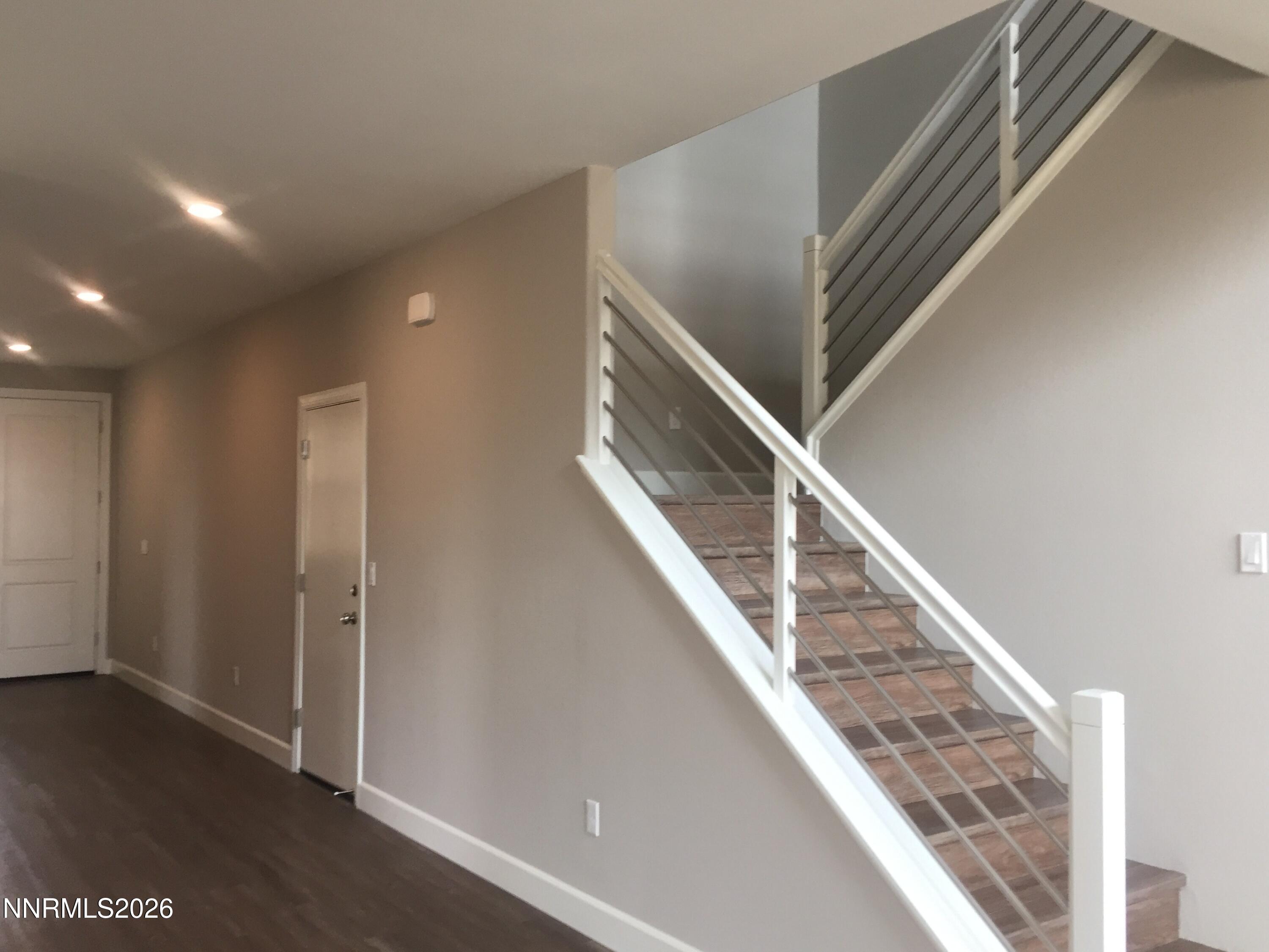 1206 Silver Coyote Drive Property Photo 4