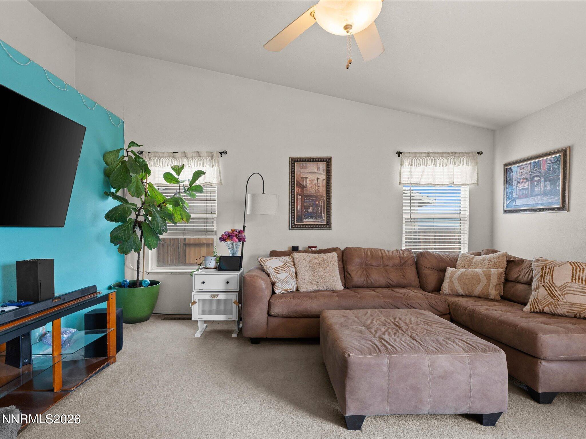 542 St Louis Road Property Photo 7