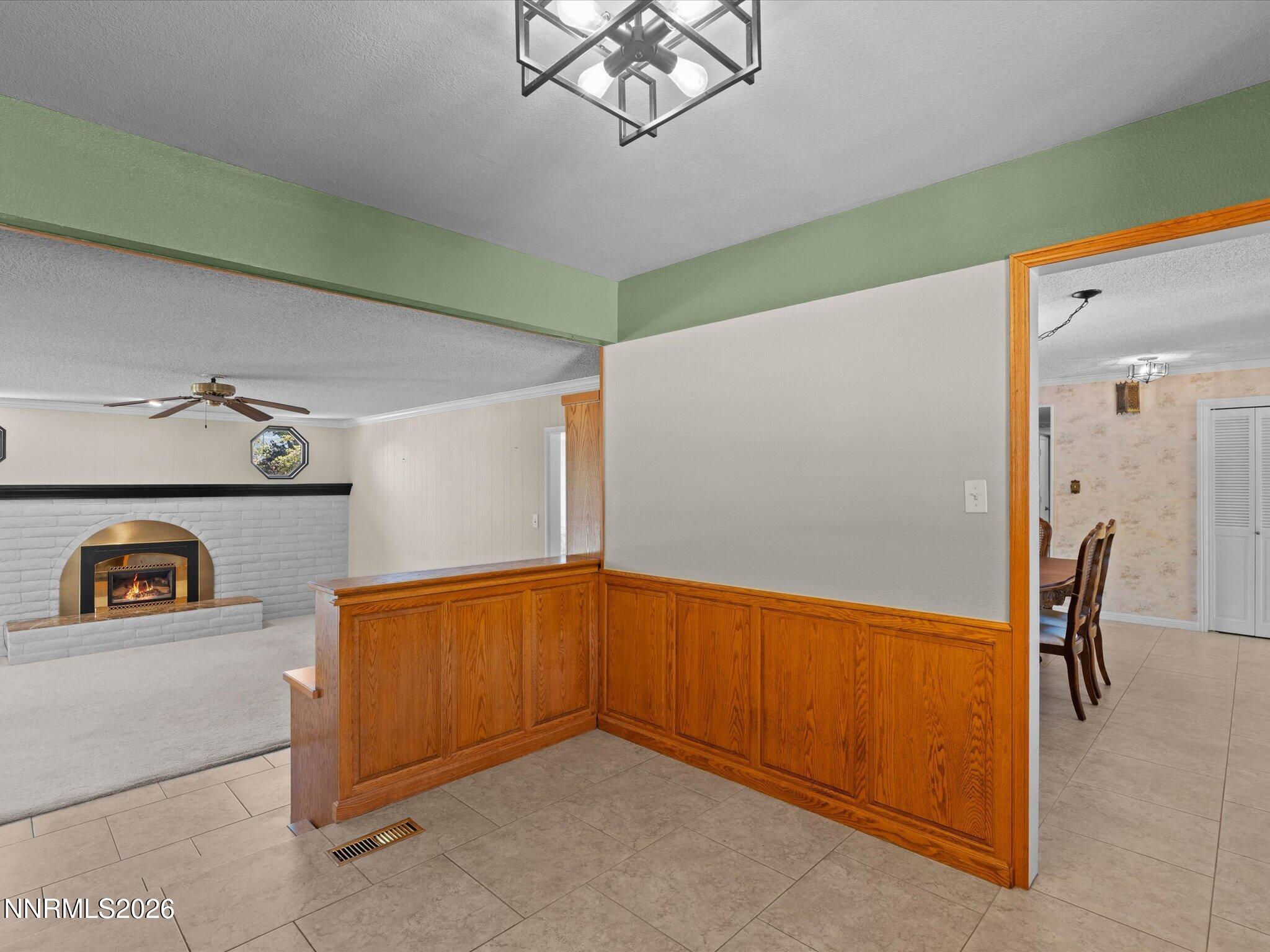 13005 South Hills Drive Property Photo 6