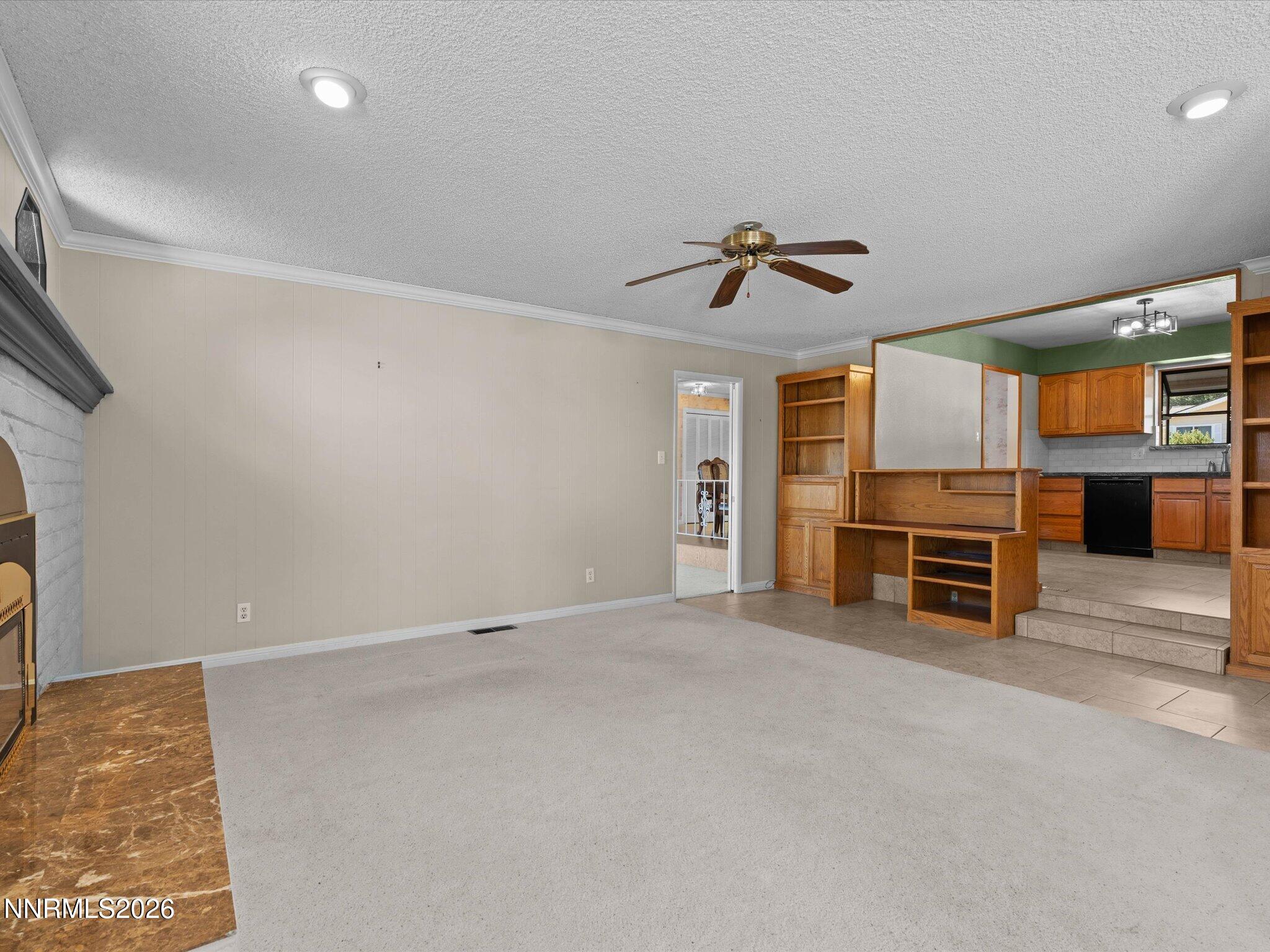 13005 South Hills Drive Property Photo 10