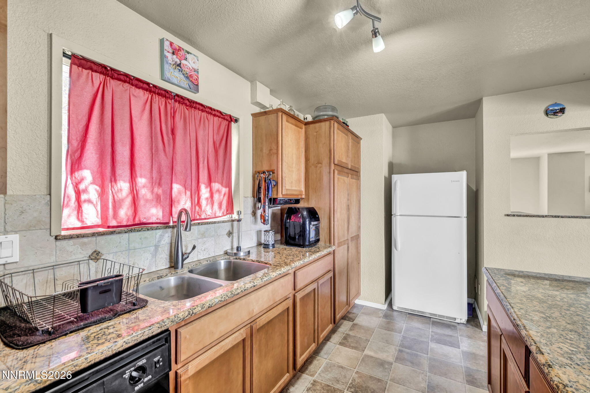 710 Addler Road Property Photo 30