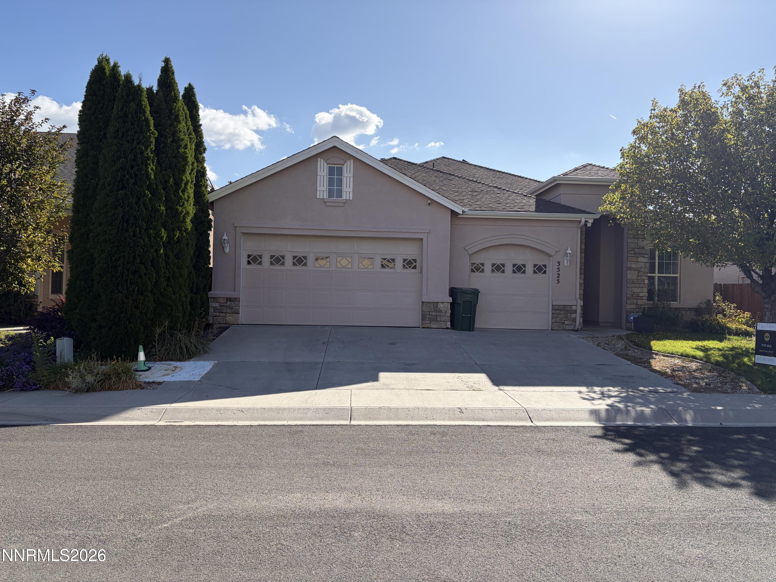 3525 Silverado Drive Property Photo 1