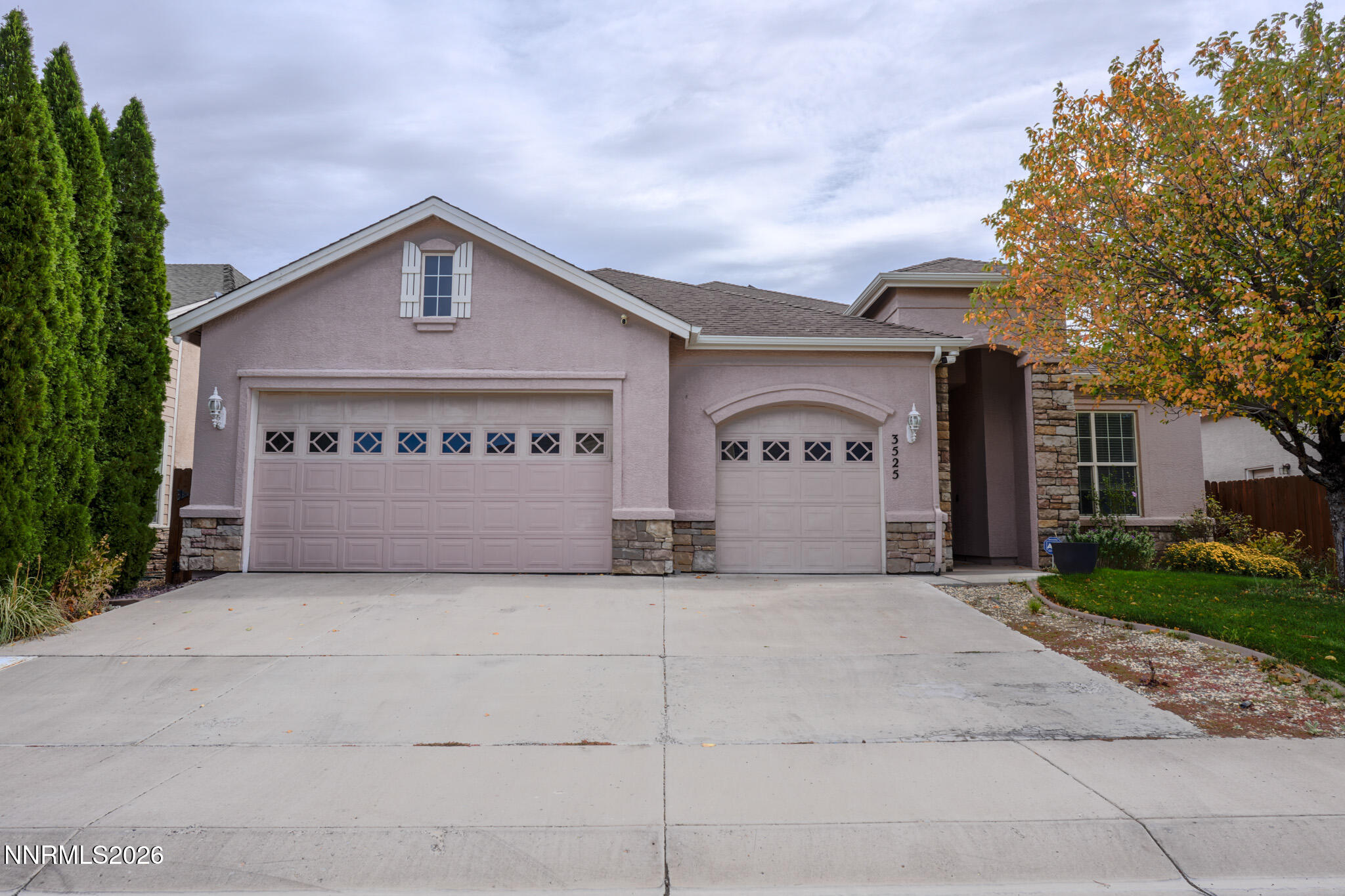 3525 Silverado Drive Property Photo 1