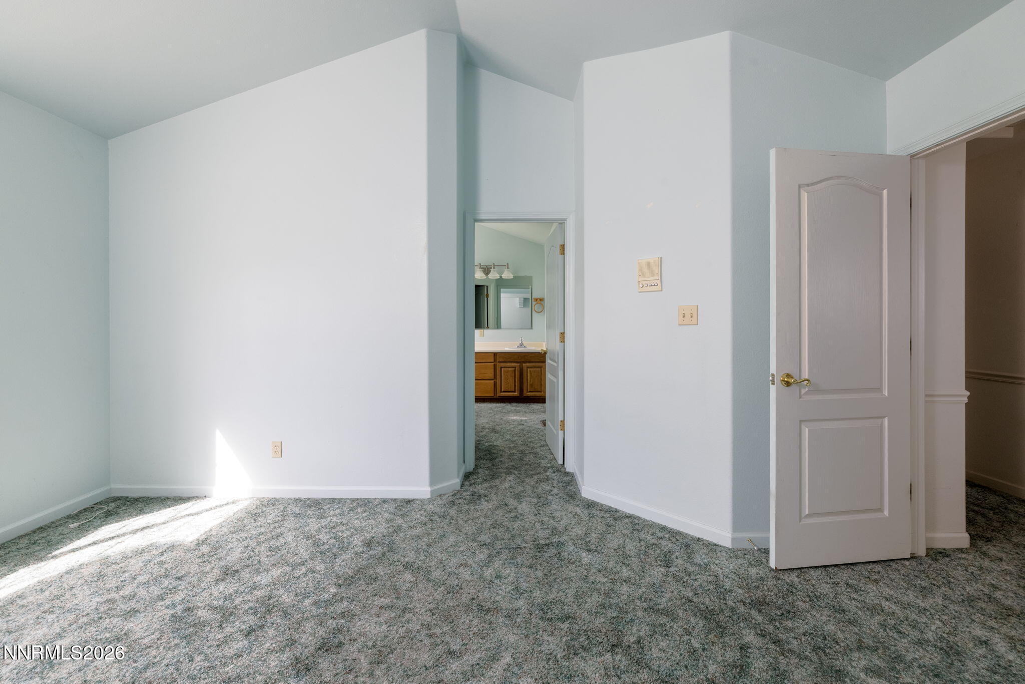 1005 Rose Bud Way Property Photo 11
