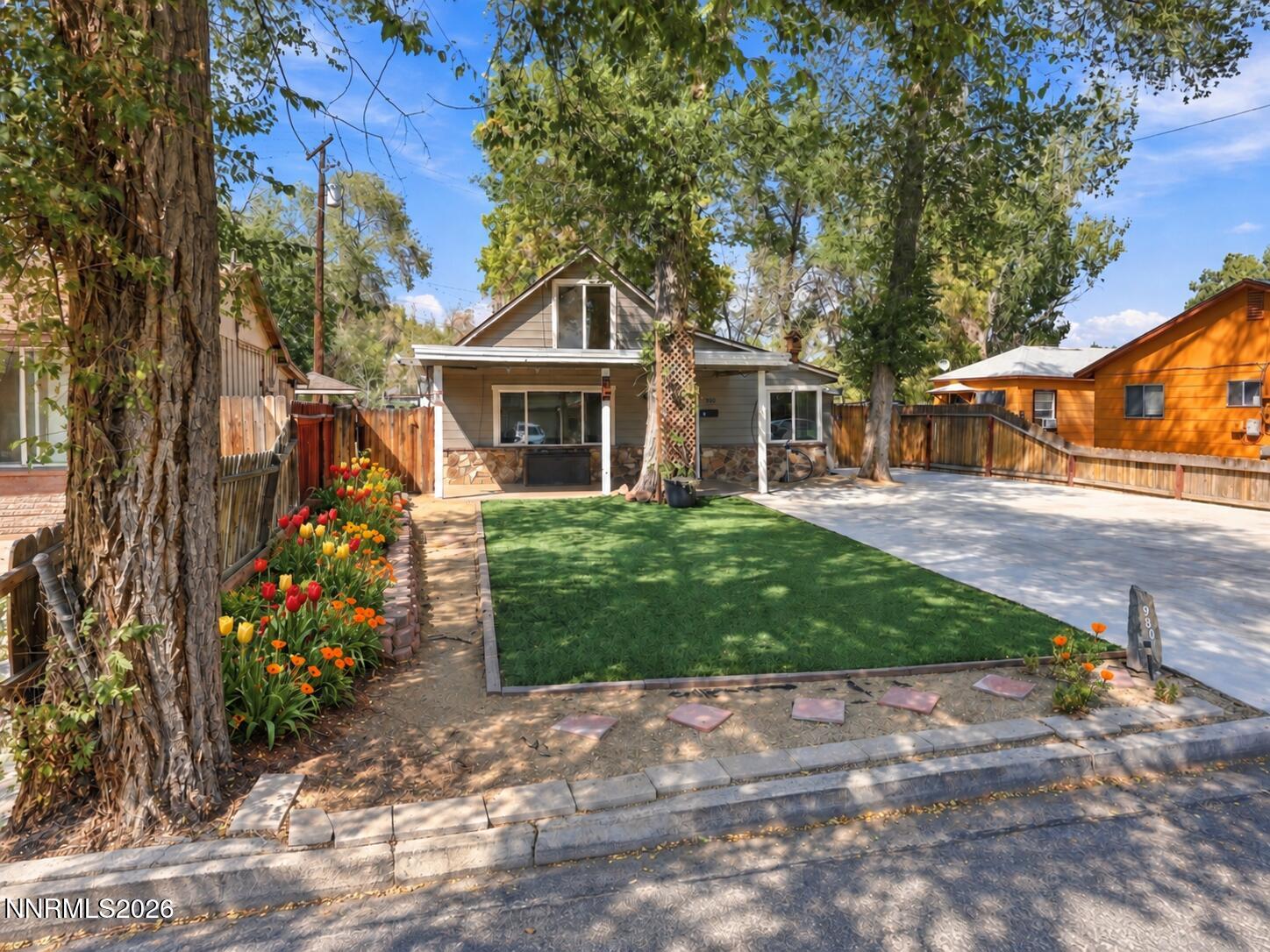 980 I Street Property Photo 3