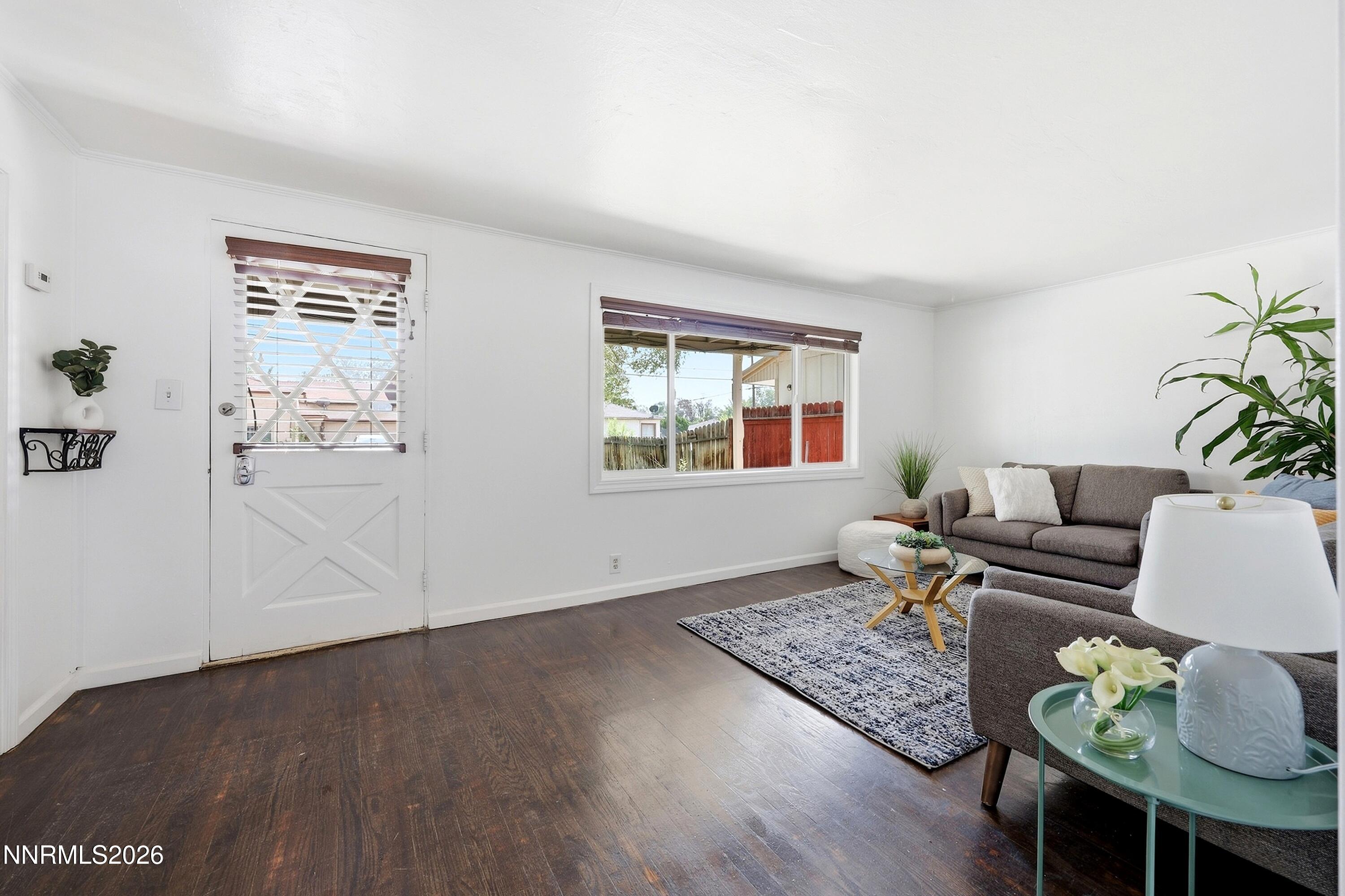 980 I Street Property Photo 8