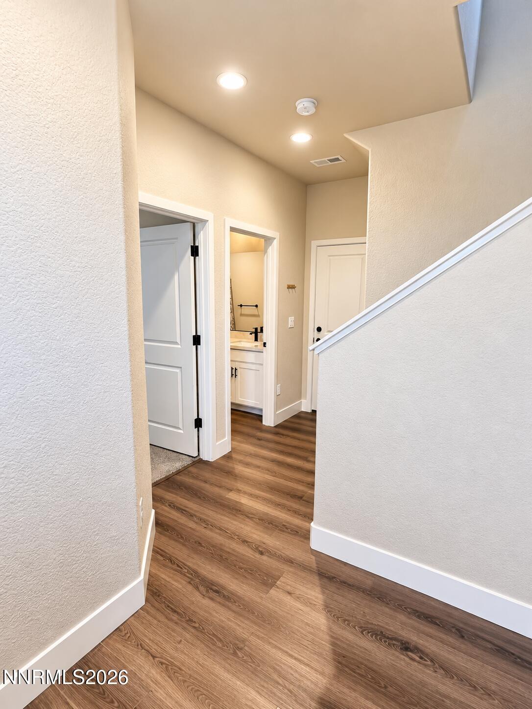 302 Cattail Circle Property Photo 6