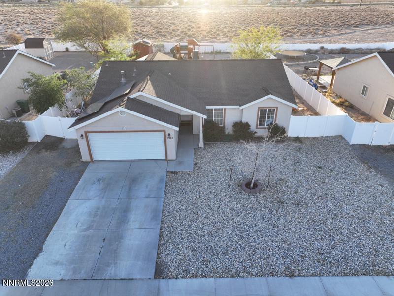 1342 White Bluffs Circle Property Photo 1