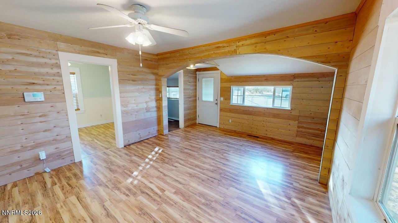 737 S Reese Street Property Photo 6
