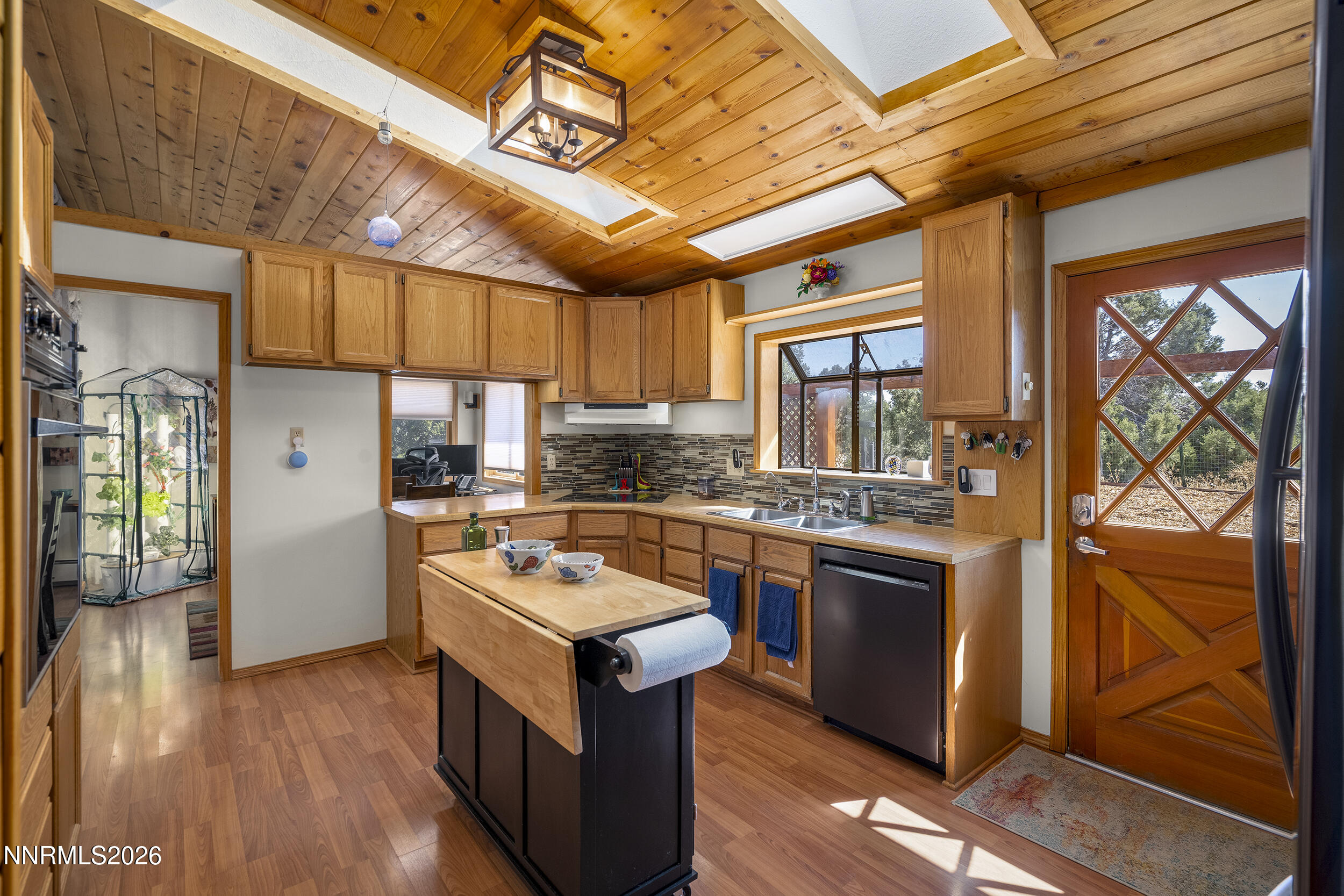 1755 Empire Road Property Photo 15