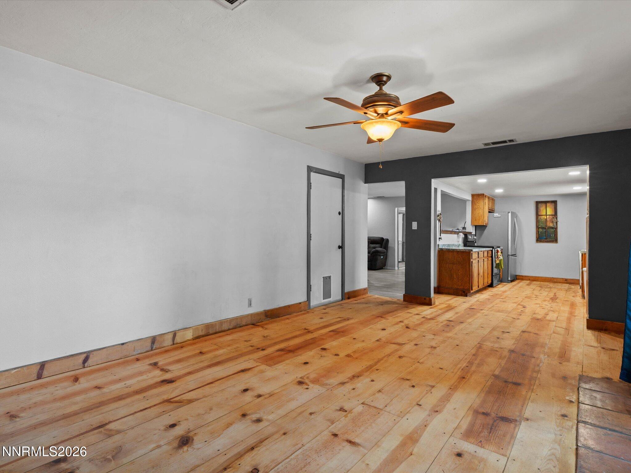 110 E Laramie Drive Property Photo 10