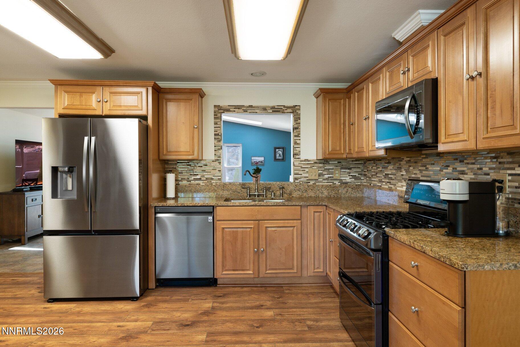 3850 Raven Way Property Photo 10
