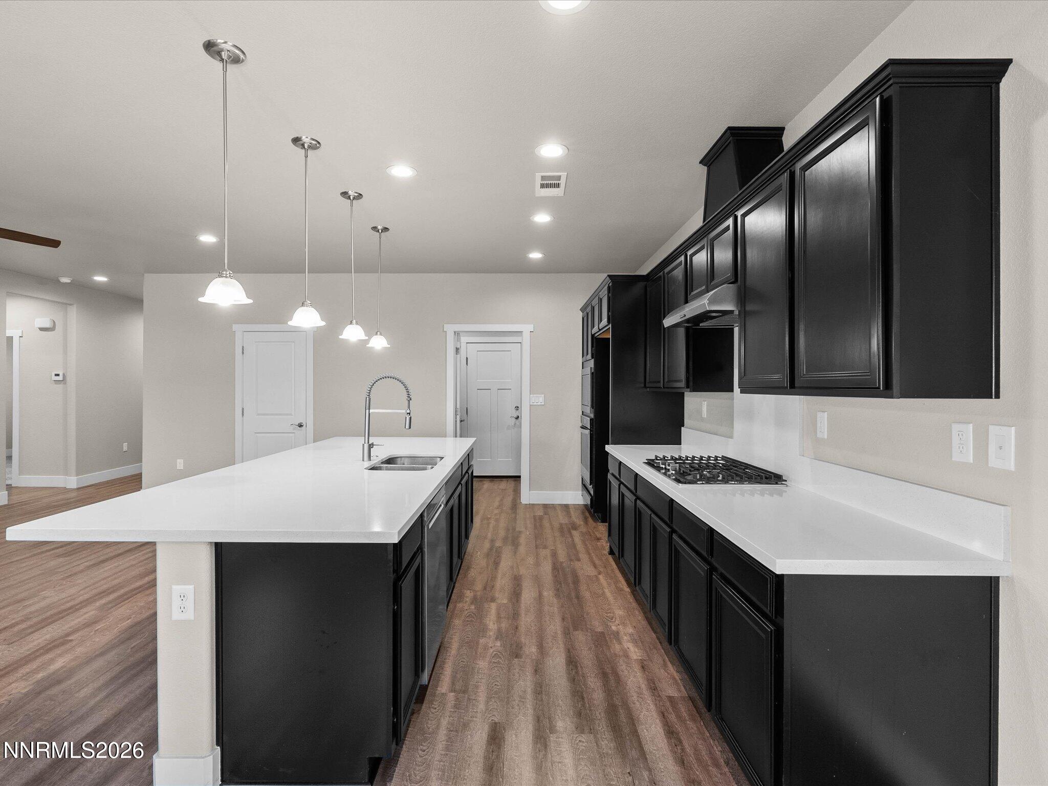 744 E Cottage Loop Property Photo 11