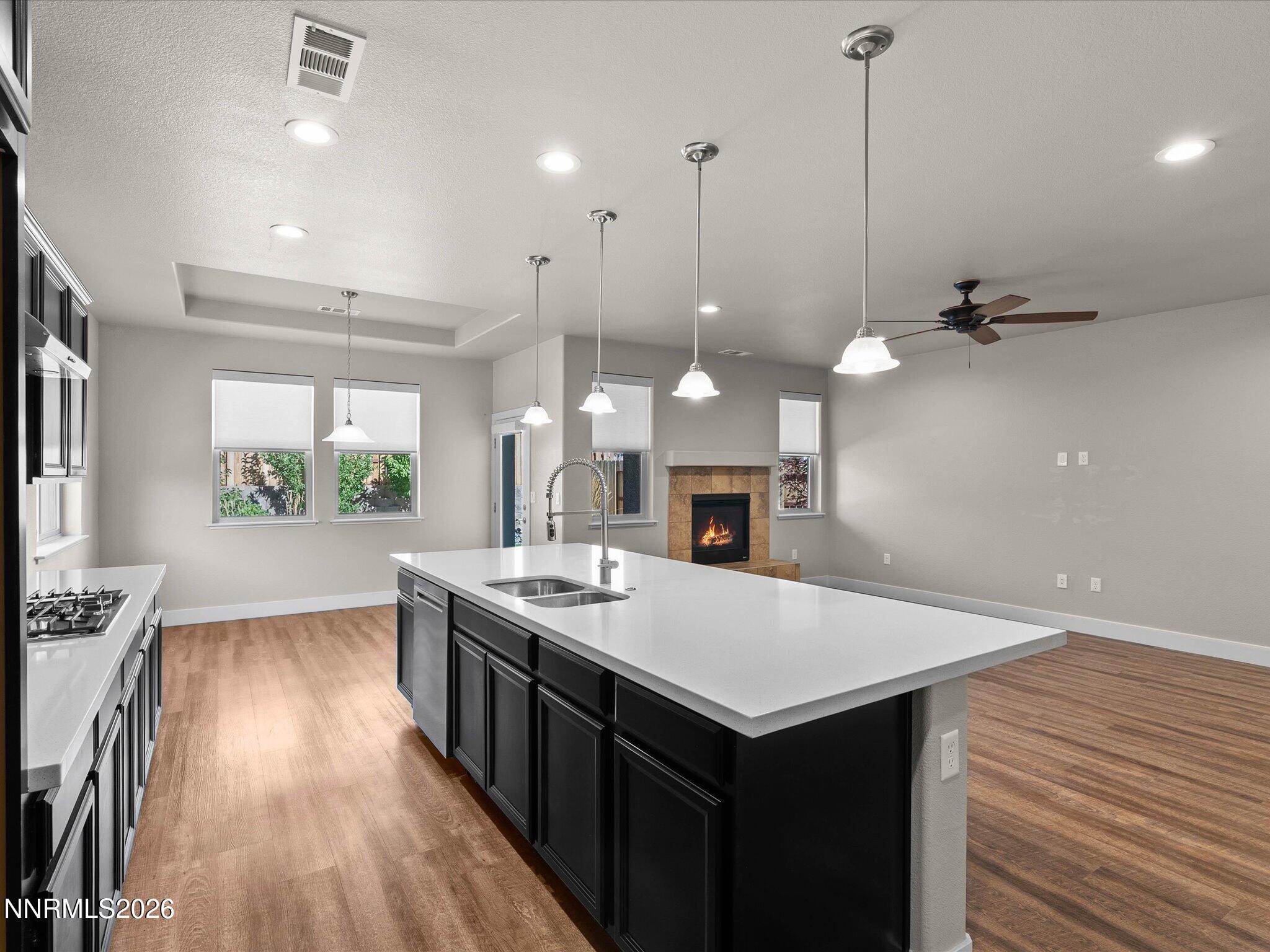 744 E Cottage Loop Property Photo 14