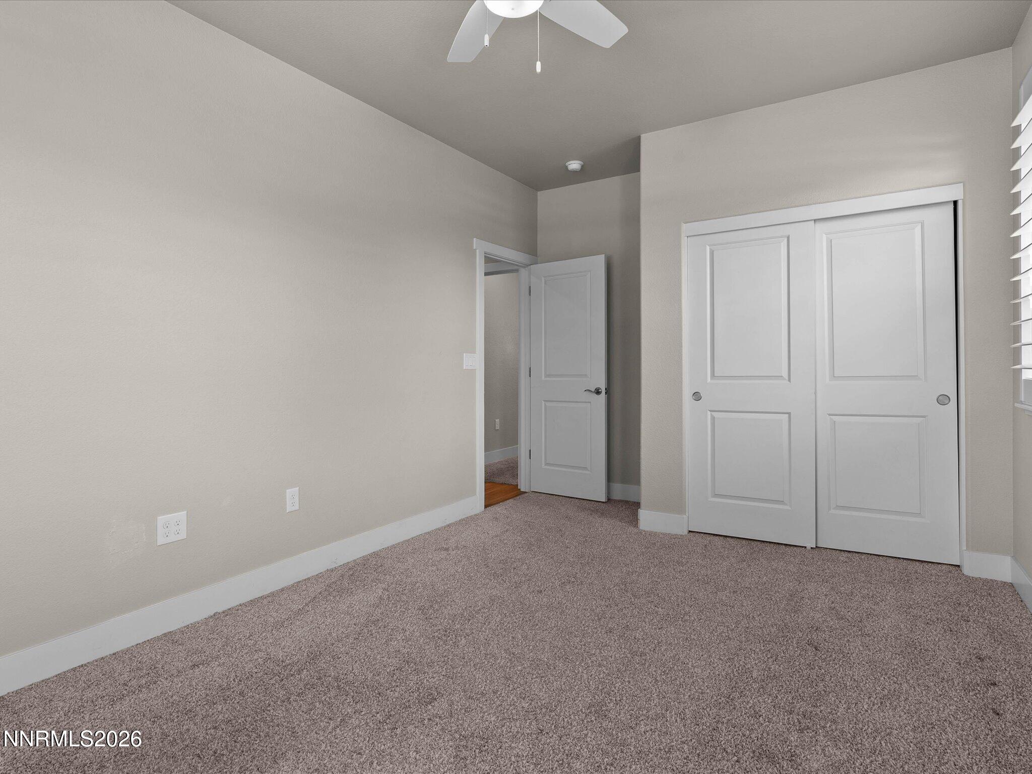 744 E Cottage Loop Property Photo 29