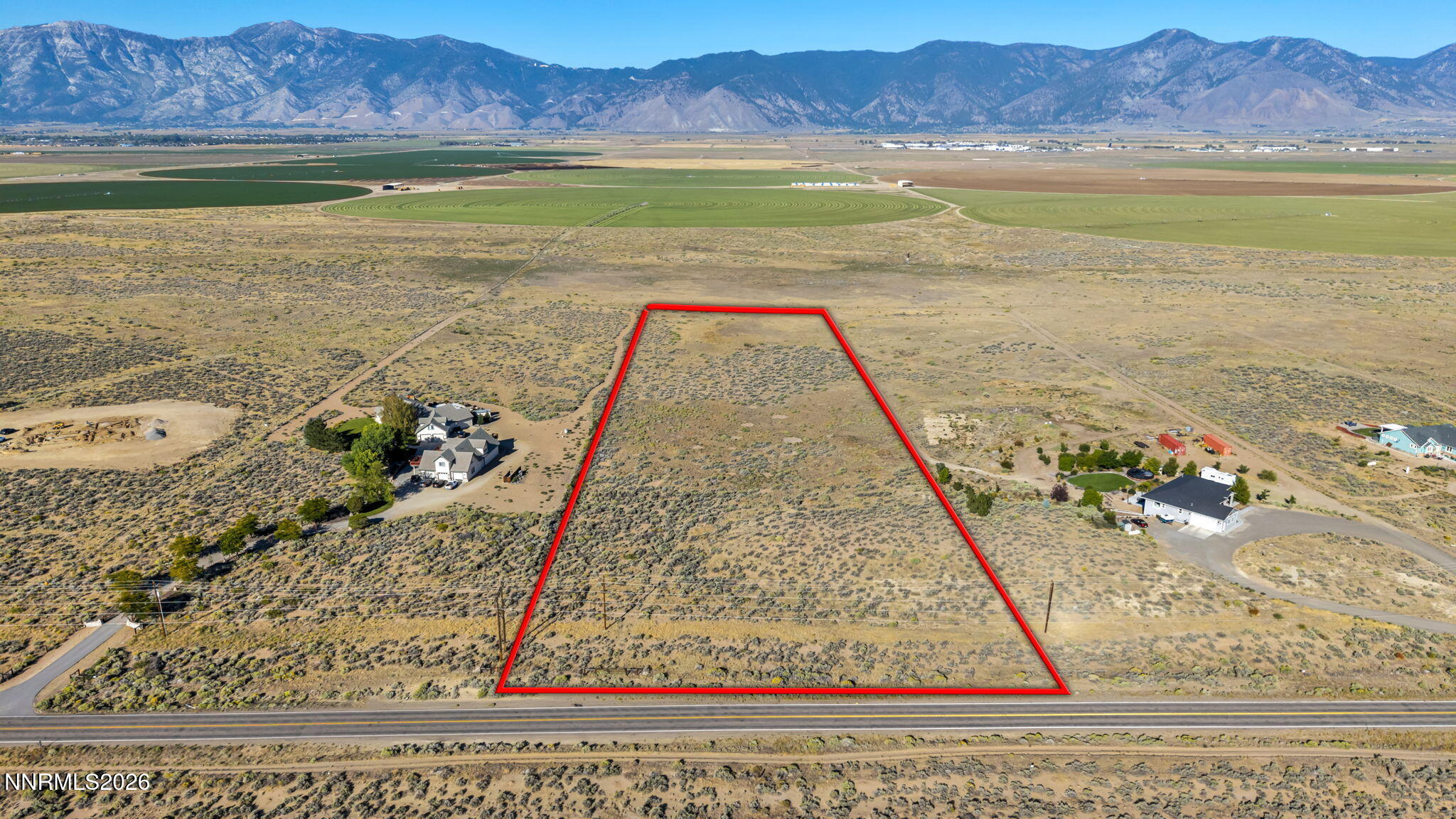 2068 E Valley Road Property Photo 1