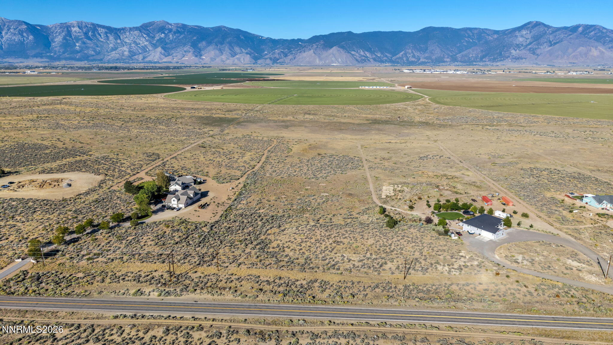 2068 E Valley Road Property Photo 4