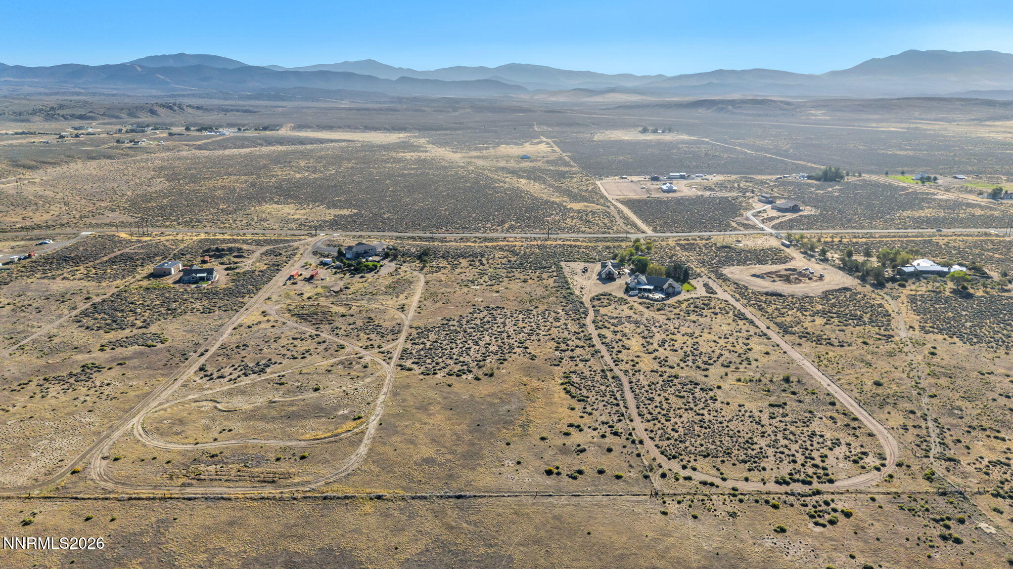 2068 E Valley Road Property Photo 9